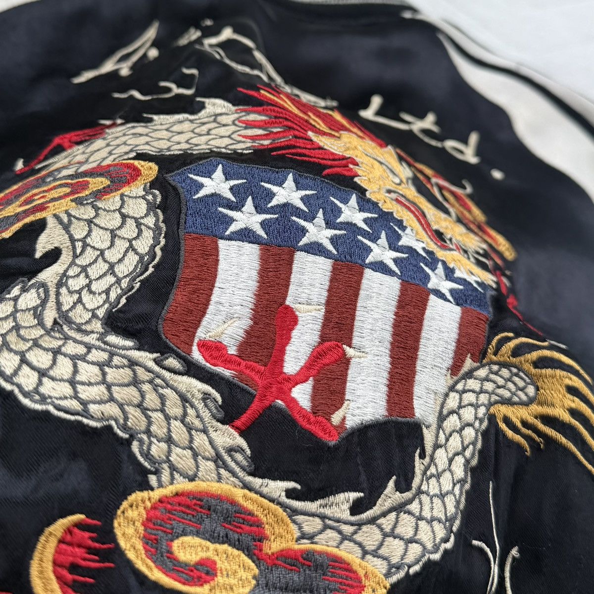 Avirex Avirex Sukajan Satin Rayon Bomber Jacket Tiger Dragon Japan Size US XL / EU 56 / 4 - 4 Thumbnail