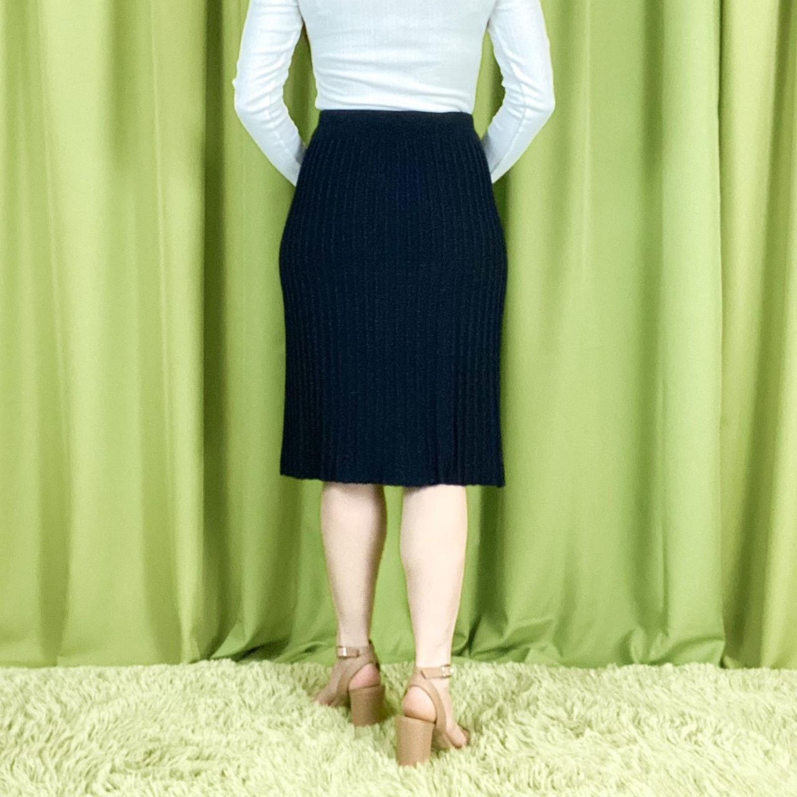 Vintage 80s Vintage Black Stretchy Rib Knit Midi Skirt Size 29" - 4 Thumbnail