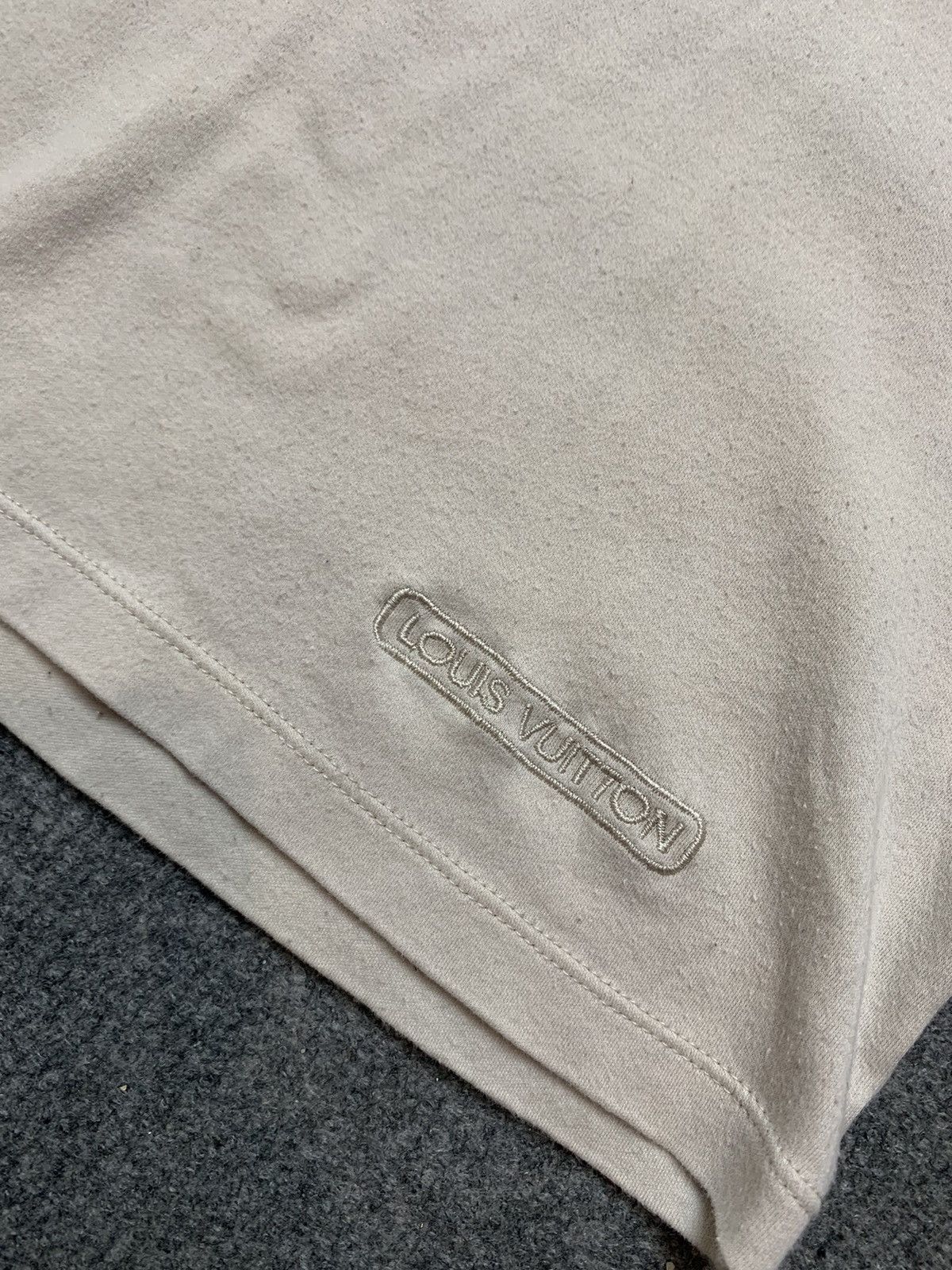 Louis Vuitton Vintage Louis Vuitton long sleeve Size US L / EU 52-54 / 3 - 4 Thumbnail