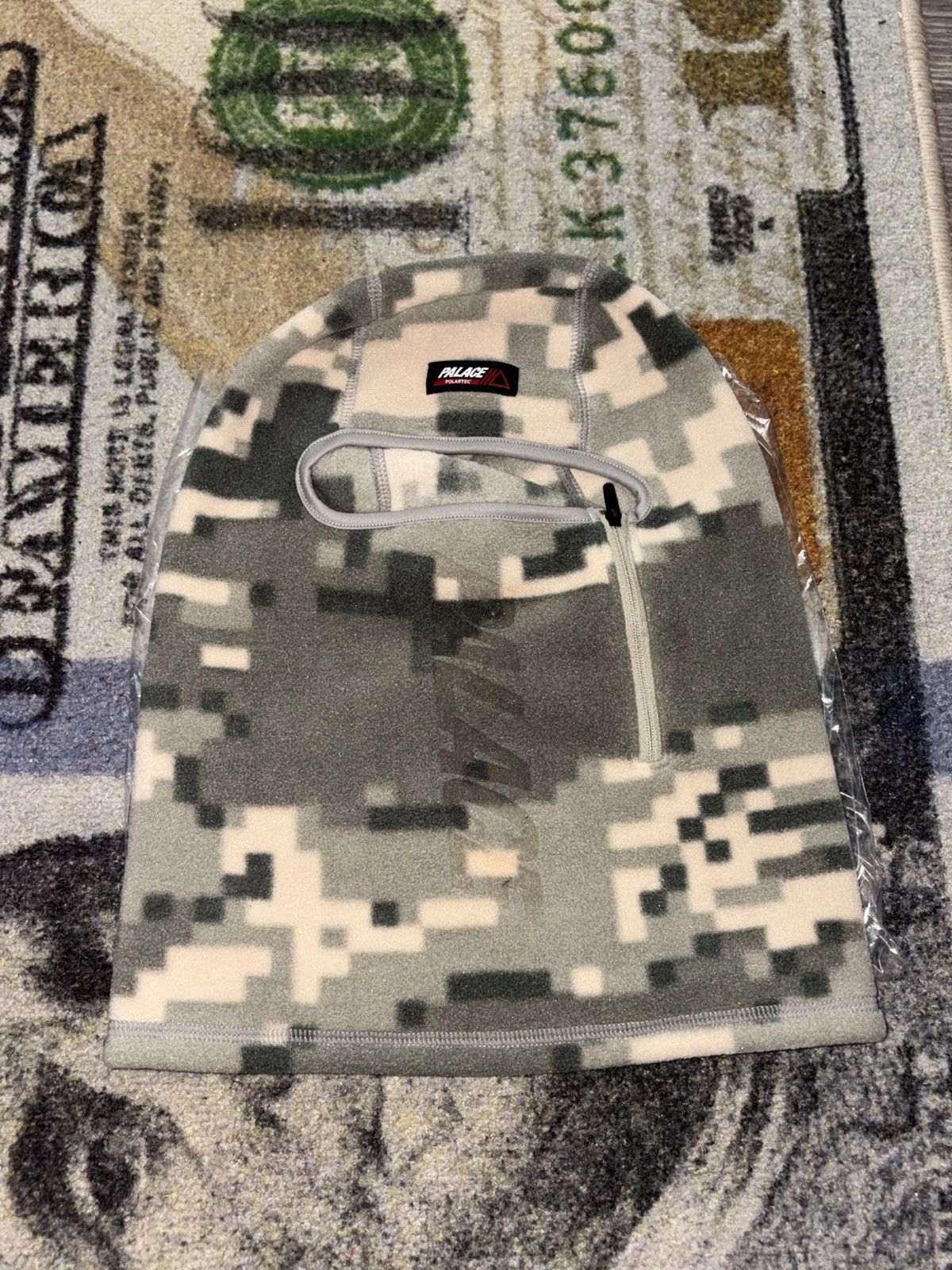 Palace × Polartec Palace Polartec Lazer Balaclava Digi Camo (SMALL/MEDIUM) Size ONE SIZE - 1 Thumbnail