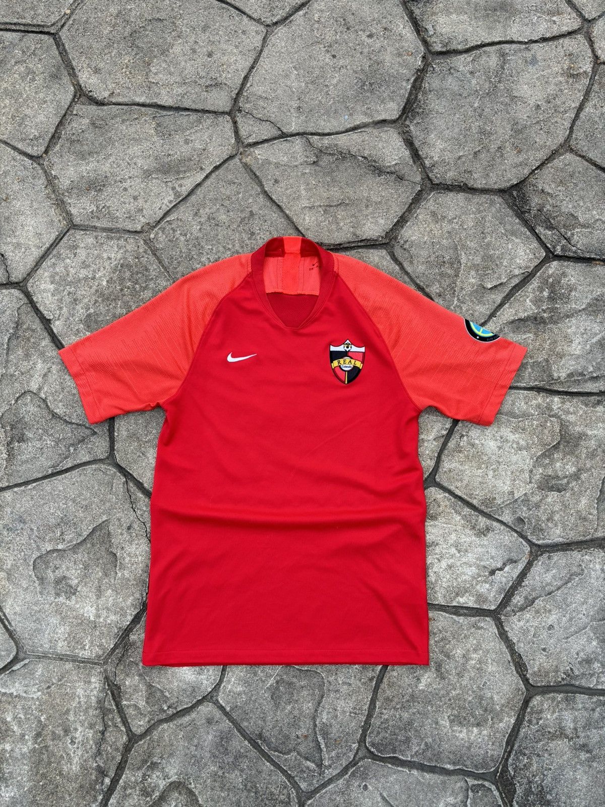 Nike Y2K Nike Real Colorado Blokecore Soccer Jersey Size US M / EU 48-50 / 2 - 1 Thumbnail