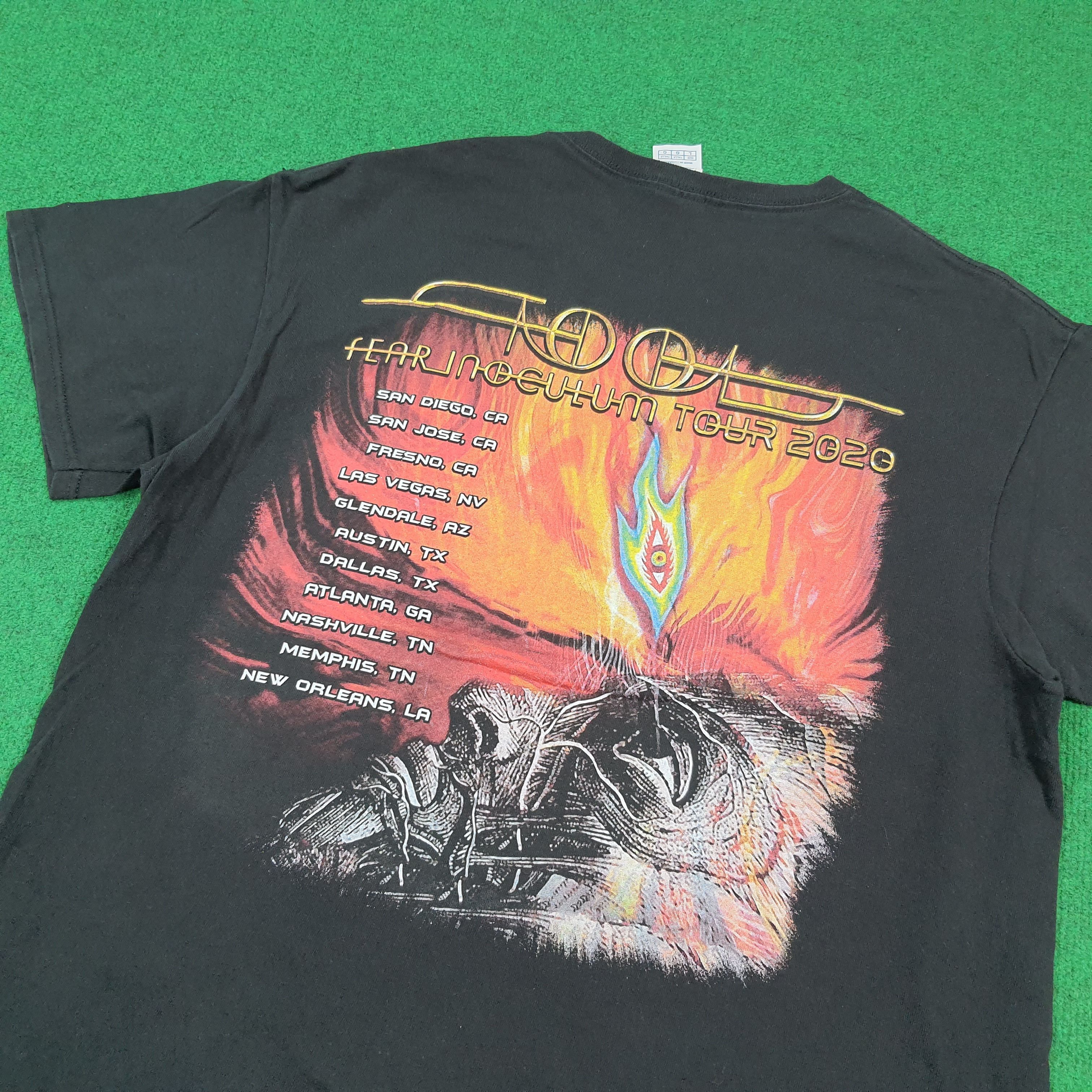Band Tees Vintage Tool Fear Inoculum Tour 2020 Tshirt C299N62 Size US L / EU 52-54 / 3 - 2 Thumbnail
