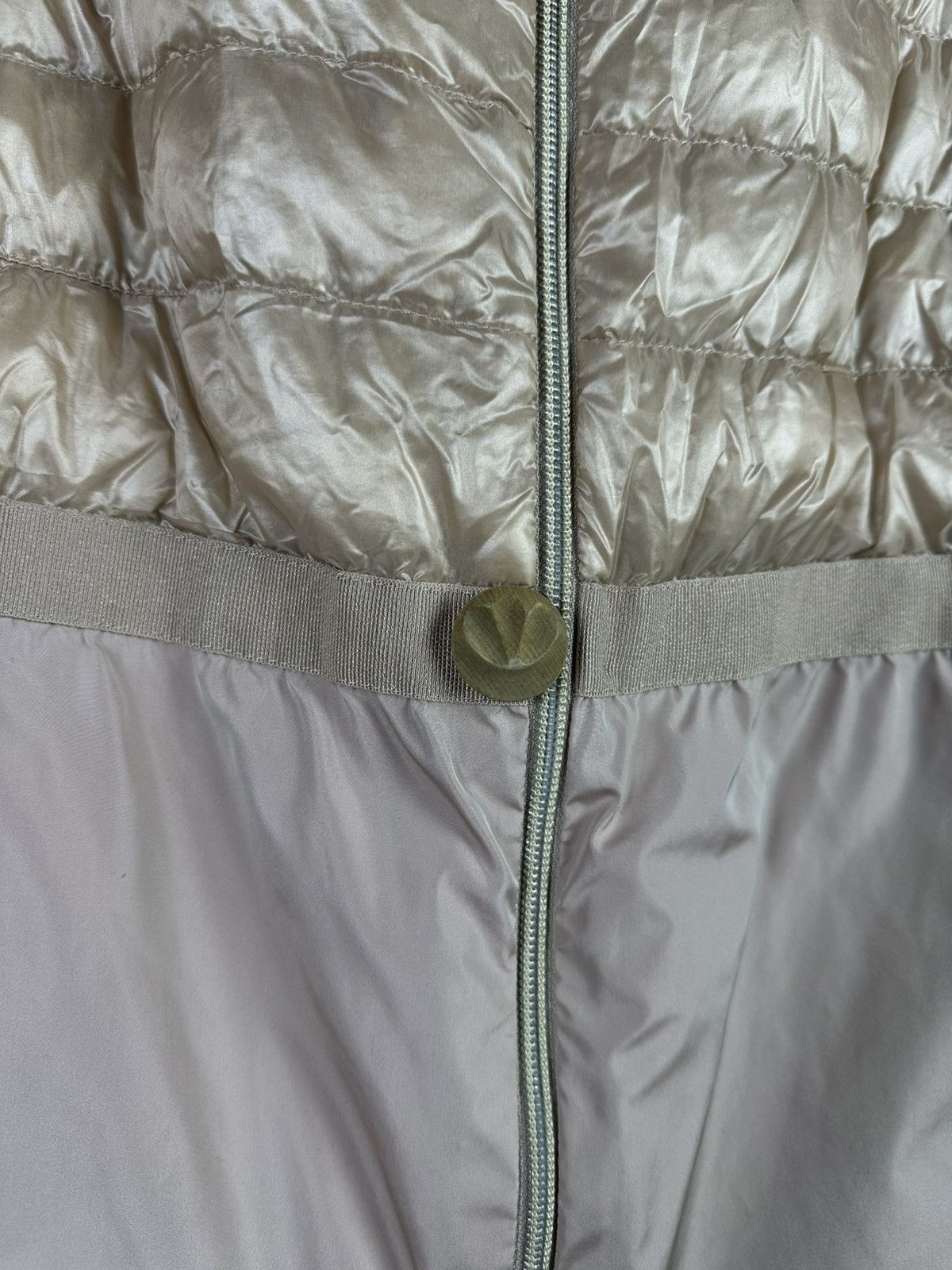 Herno HERNO Women's Lightweight Down Jacket Size IT 46 Size L / US 10 / IT 46 - 7 Thumbnail