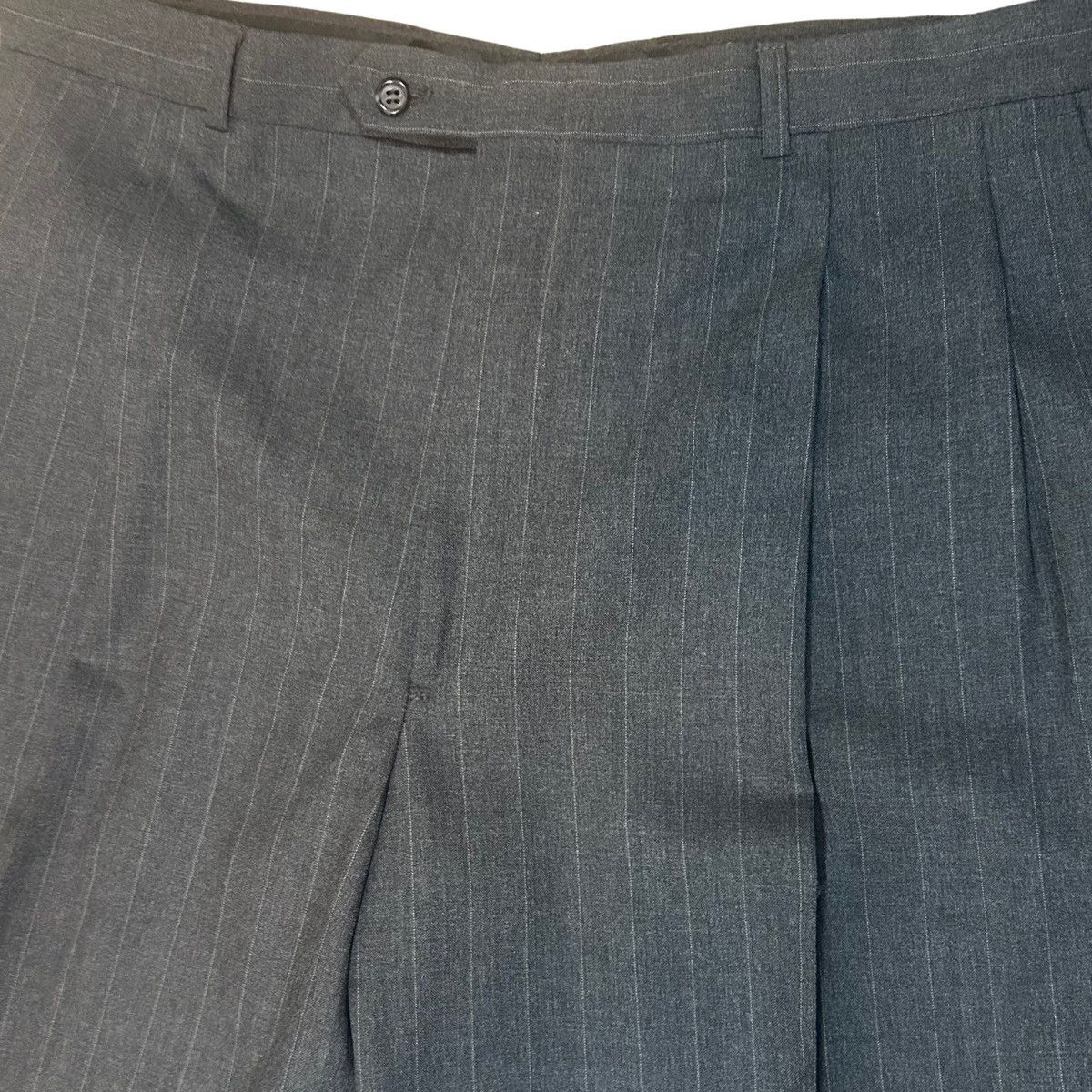 Burberry Burberrys Charcoal Gray Pinstripe 46R Suit Jacket 40x29 Size 46R - 5 Thumbnail