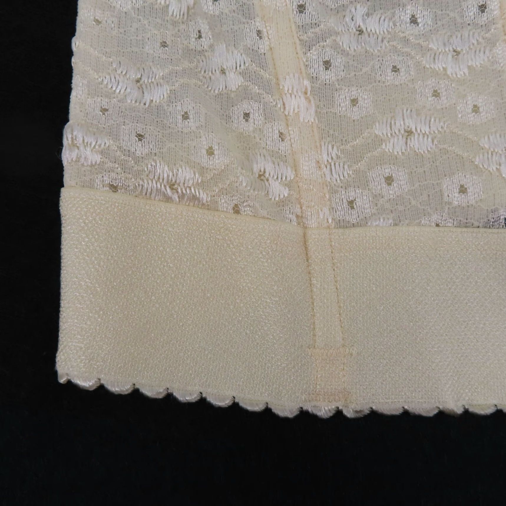 Vintage Dominique Bra 40D Longline Strapless Underwire Floral Ivory Chopper 8639 Womens Size ONE SIZE - 5 Thumbnail