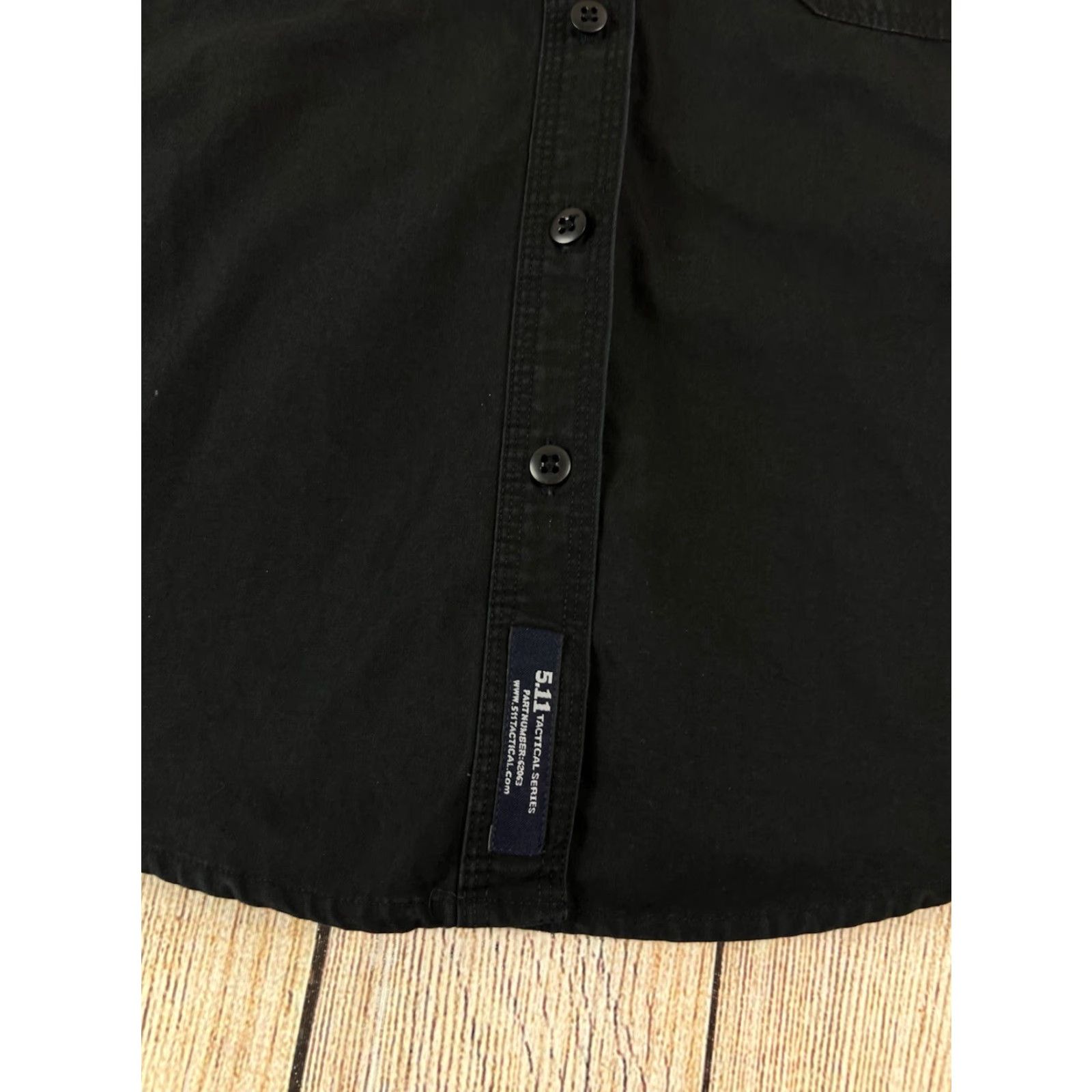 Vintage 5.11 Tactical Mens Button-Up Shirt Black Long Sleeve Men's Casual Workwear 50 in Chest Size M Size US M / EU 48-50 / 2 - 6 Thumbnail