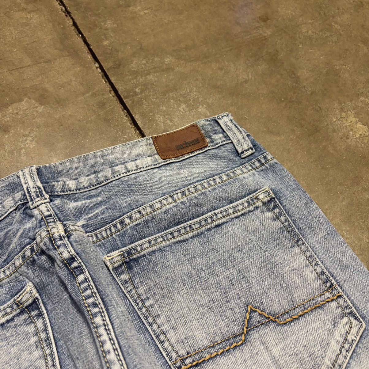 Urban Pipeline Vintage Y2K Urban Pipeline Light Wash Denim Jeans Straight Size US 34 / EU 50 - 9 Thumbnail
