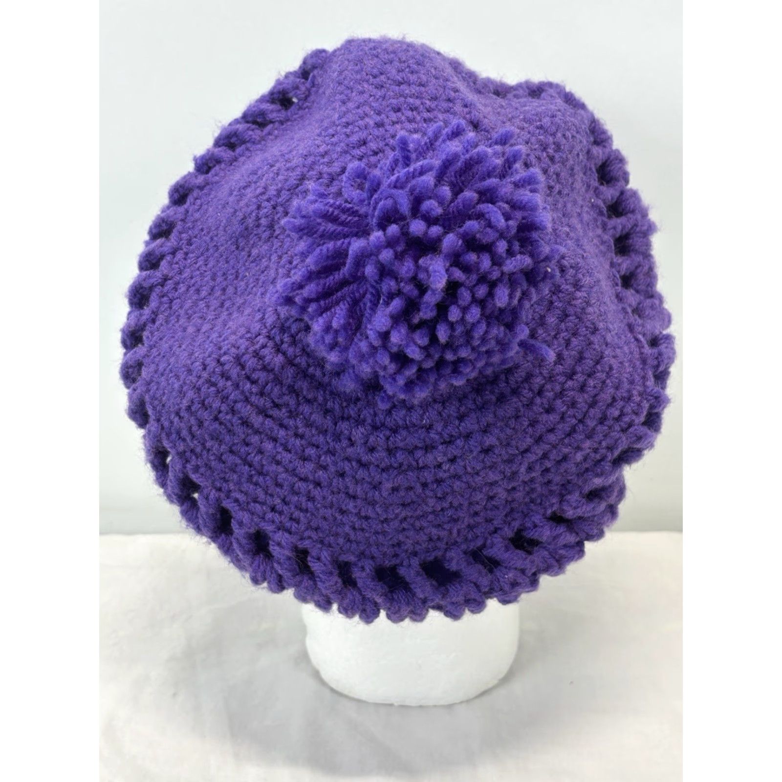 Vintage VINTAGE Hand Knit Beret Hat Adult Purple 1970s Boho Hippie Floppy Pom Pom Artsy Size ONE SIZE - 3 Thumbnail