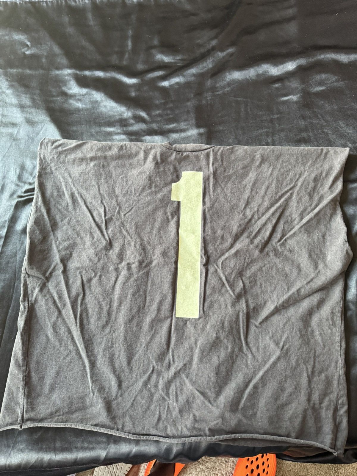 Vintage Yeezy Vultures Tee Size US L / EU 52-54 / 3 - 3 Thumbnail