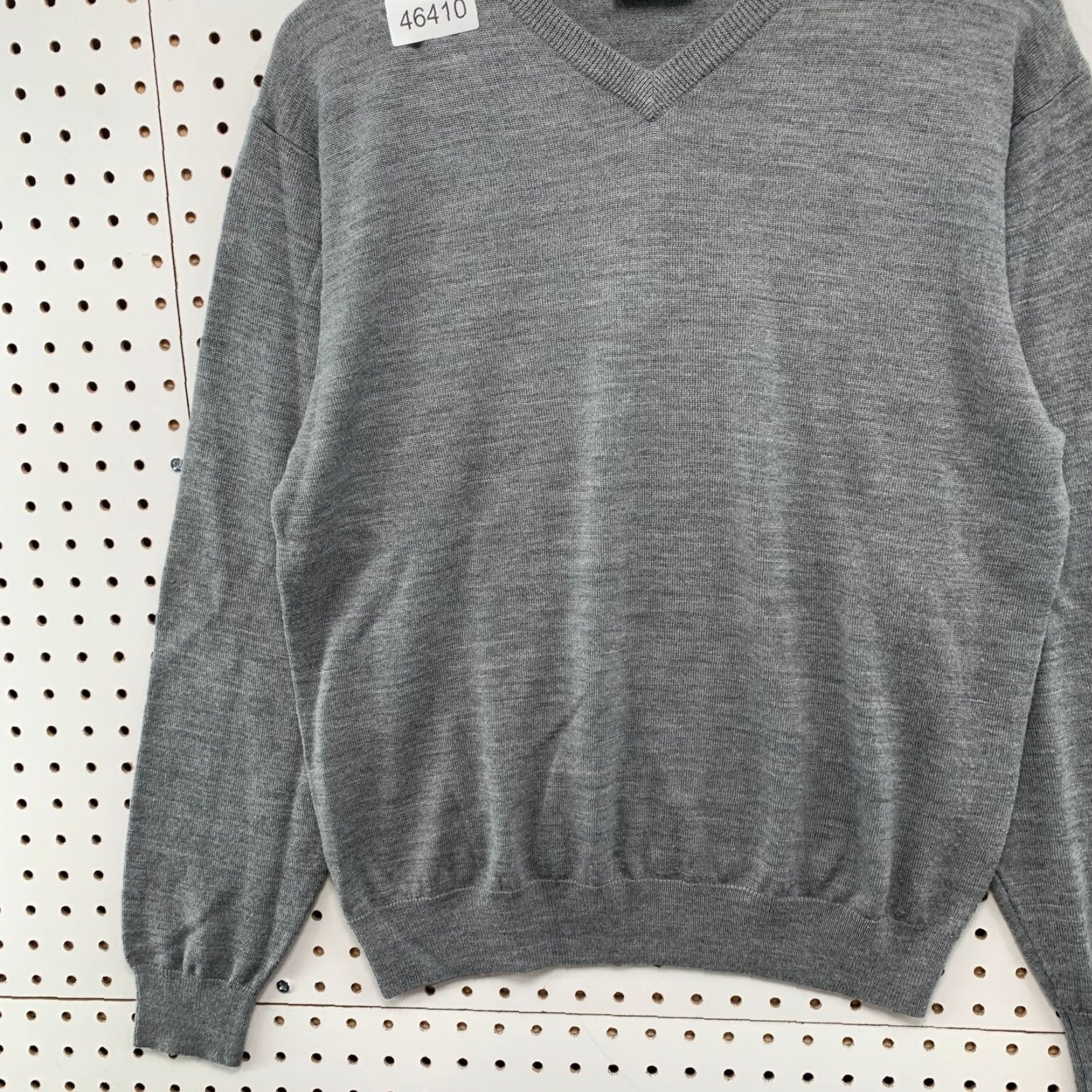 Cutter & Buck Cutter Buck Merino Wool Sweater Mens Medium Gray V-Neck Golf Preppy Pullover Size US M / EU 48-50 / 2 - 5 Thumbnail