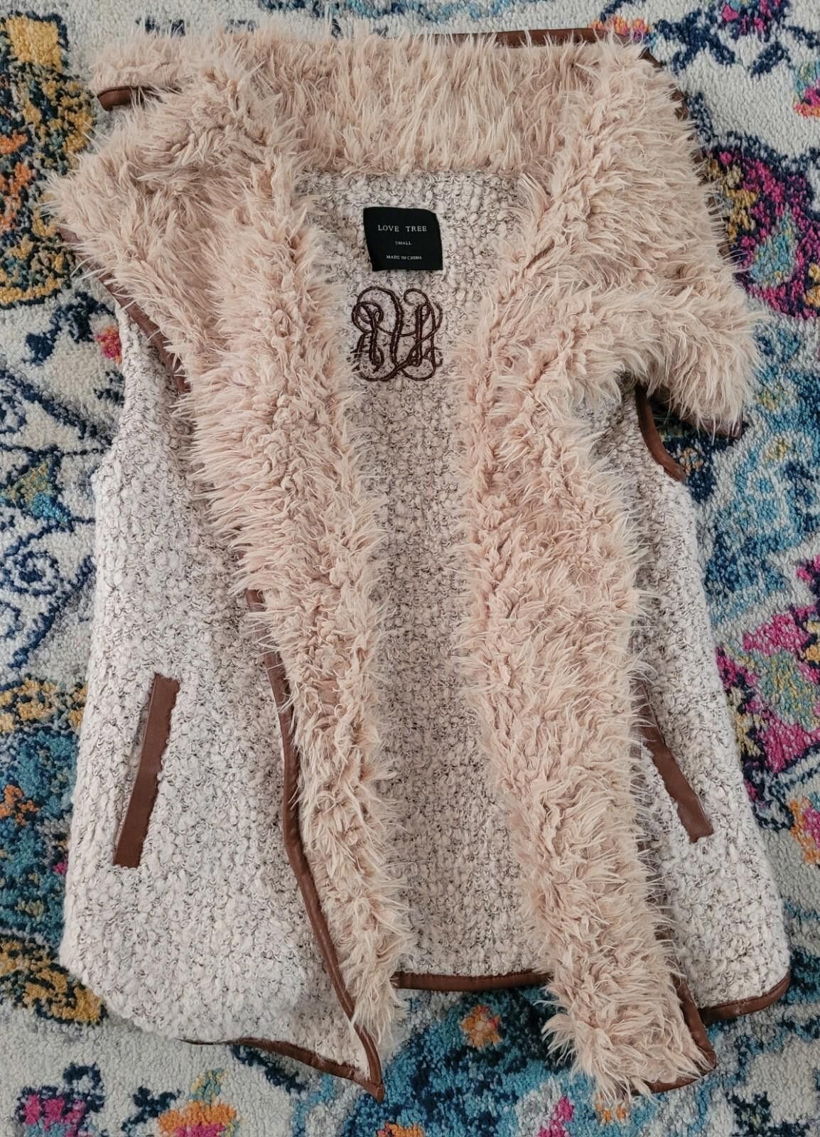 Other Love Tree Women's S Faux Fur Sherpa Wool Acrylic Open Vest Size S / US 4 / IT 40 - 1 Thumbnail