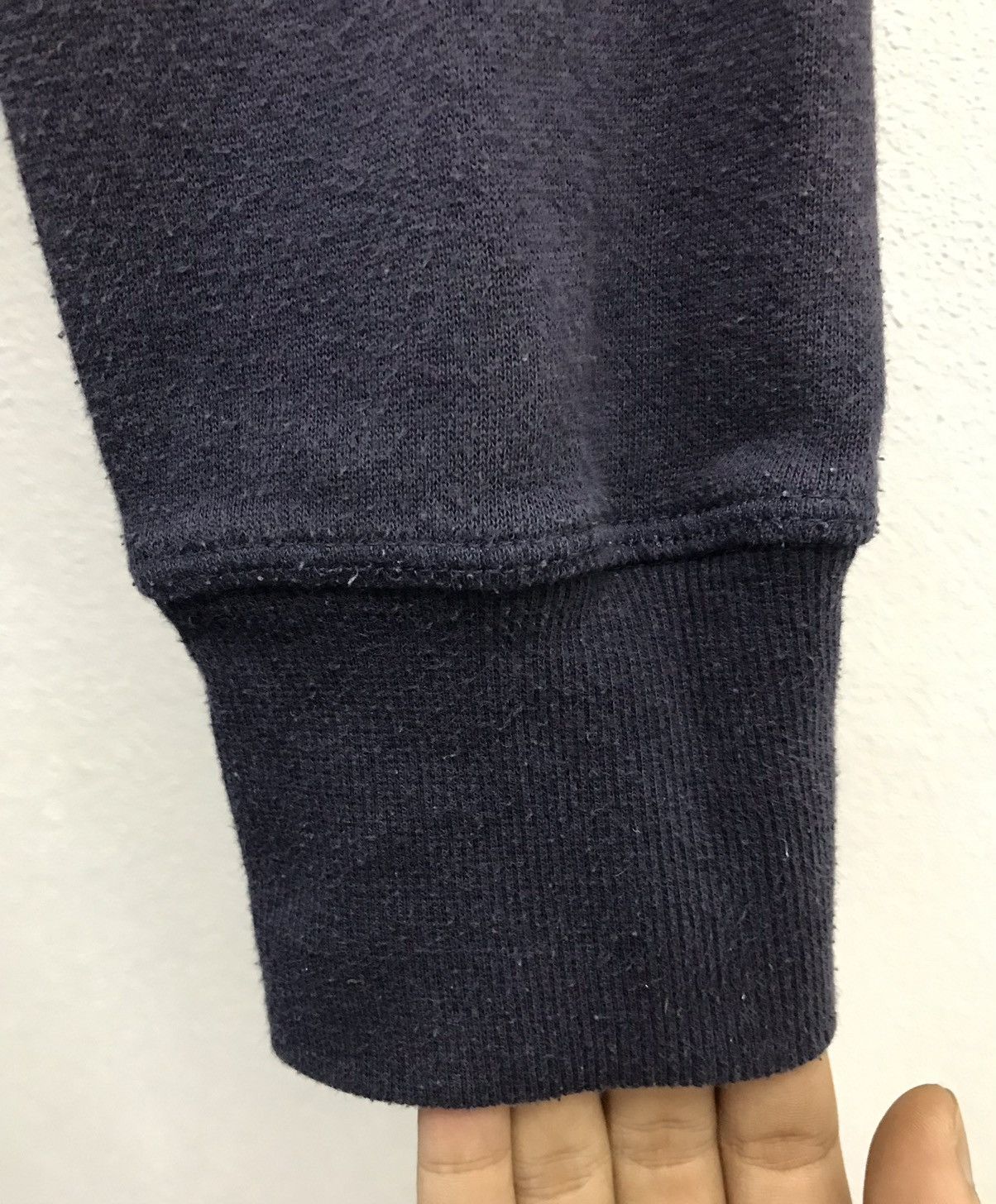 Disney × GU × Mickey Mouse Vintage GU Mickey Mouse Sweatshirt Size US M / EU 48-50 / 2 - 6 Thumbnail
