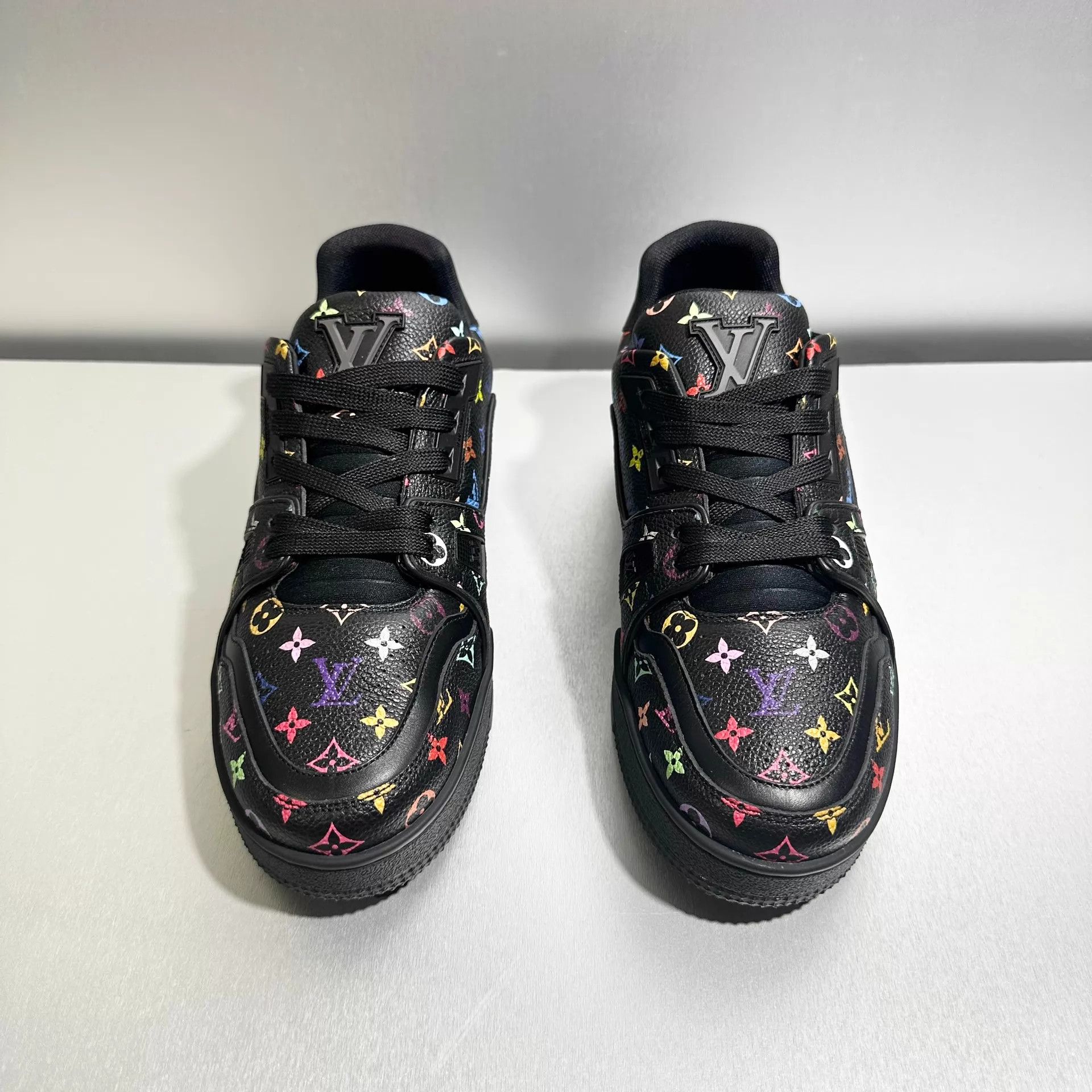 Louis Vuitton LV x Murakami Trainer Black Tri-Color 37 Size US 6.5 / IT 36.5 - 2 Thumbnail