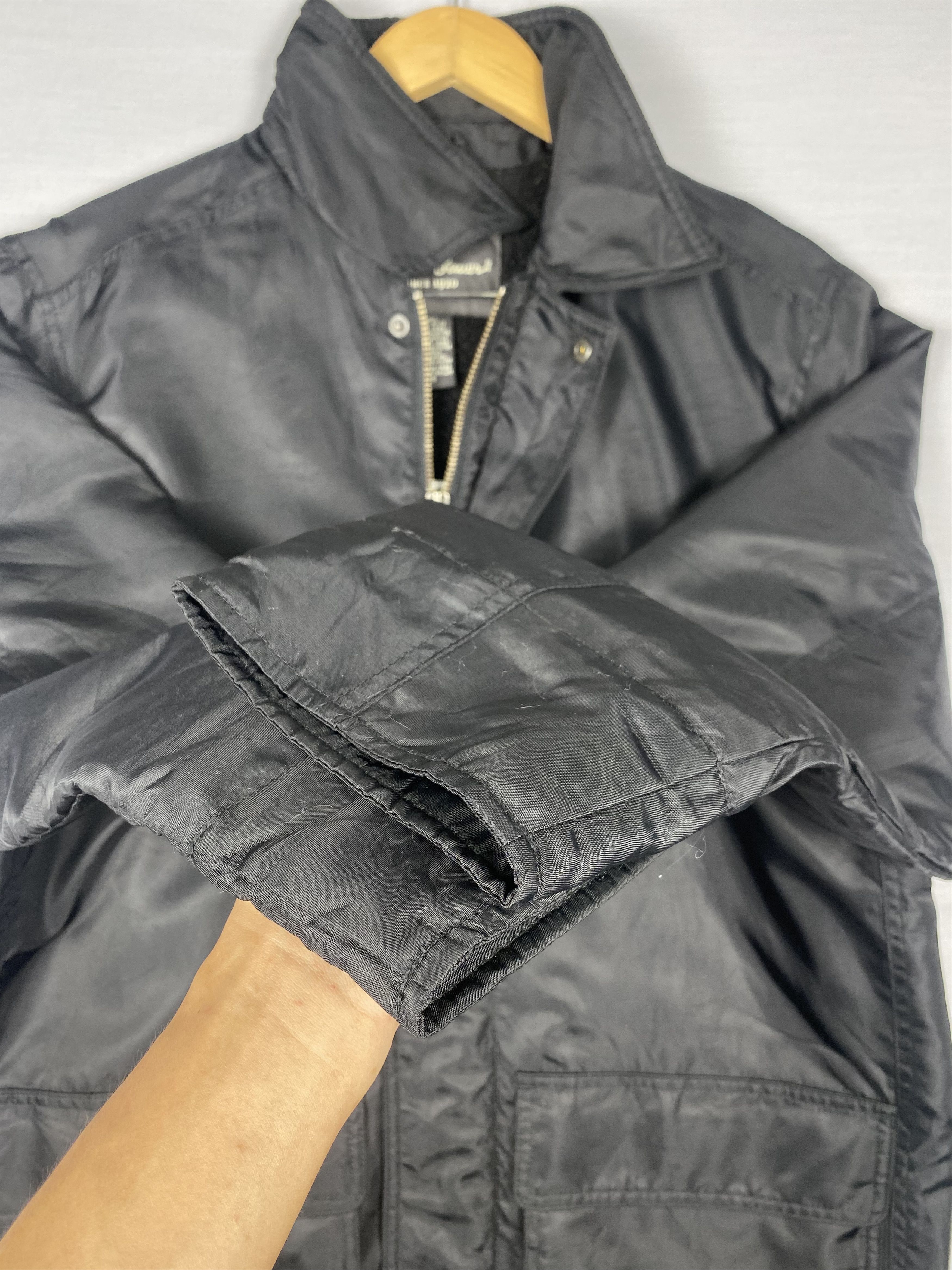 Eddie Bauer Vintage Eddie Bauer Zip Up Black Light Jacket Size US S / EU 44-46 / 1 - 4 Thumbnail