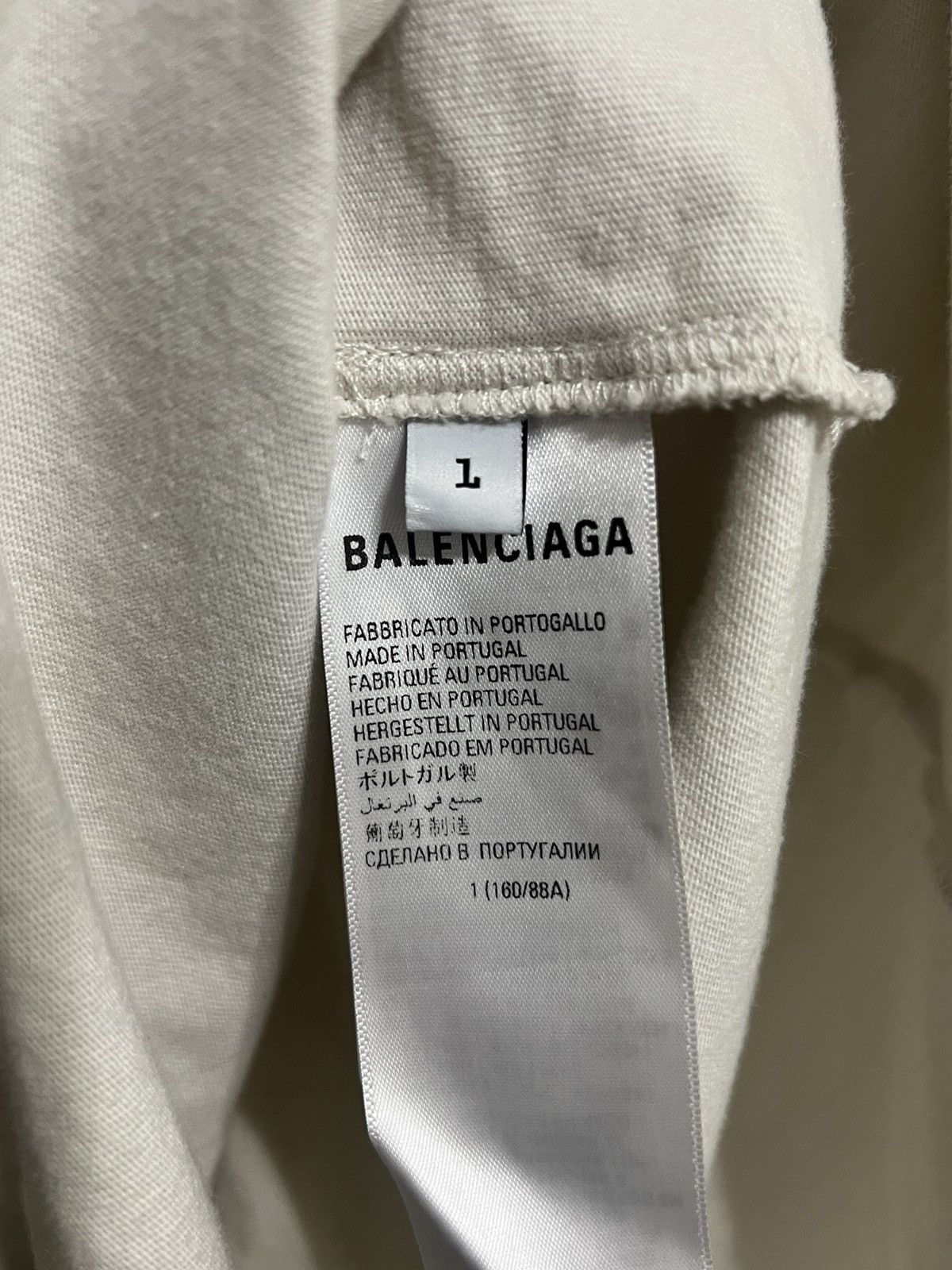 Balenciaga New Balenciaga Think Different T-Shirt Size US L / EU 52-54 / 3 - 4 Thumbnail