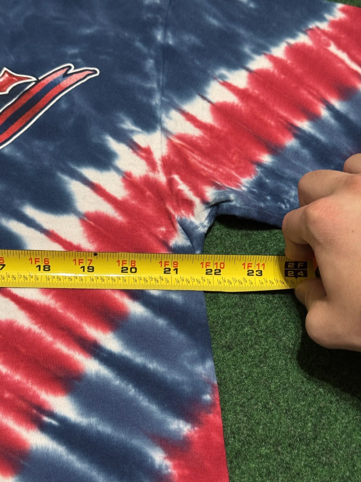 Liquid Blue Y2K Boston Red Sox Tie Dye Retro Large Baseball T Shirt Size US L / EU 52-54 / 3 - 6 Thumbnail