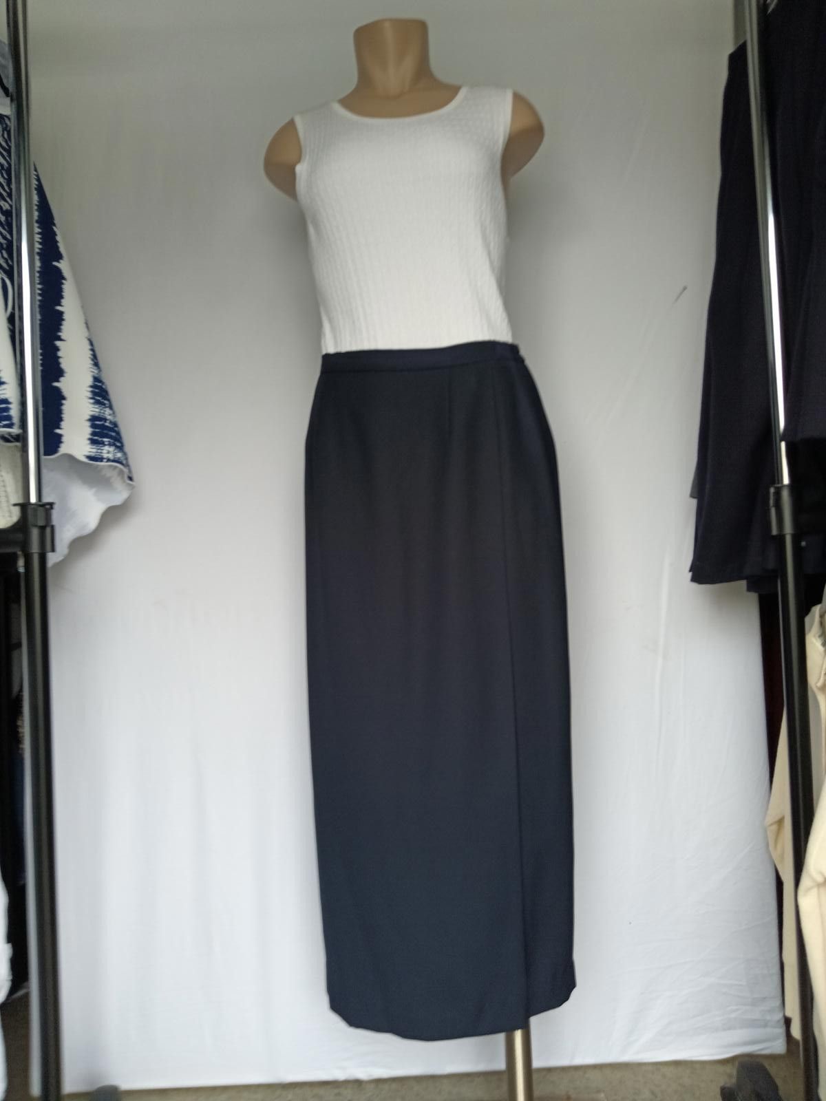 Other Rafaella Women's Midi Skirt - Size 10 - Classic & Elegant Size 32" / US 10 / IT 46 - 1 Thumbnail