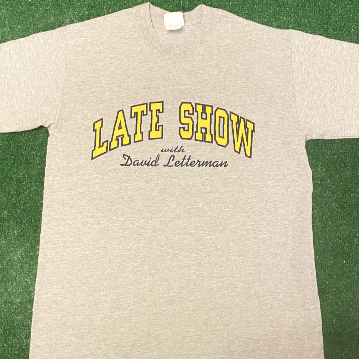 Vintage VINTAGE Late Show With David Letterman TV Show Promo VTG Shirt Mens M Gray 90s TV Movie Classic USA 1990s Mens Size US M / EU 48-50 / 2 - 3 Thumbnail
