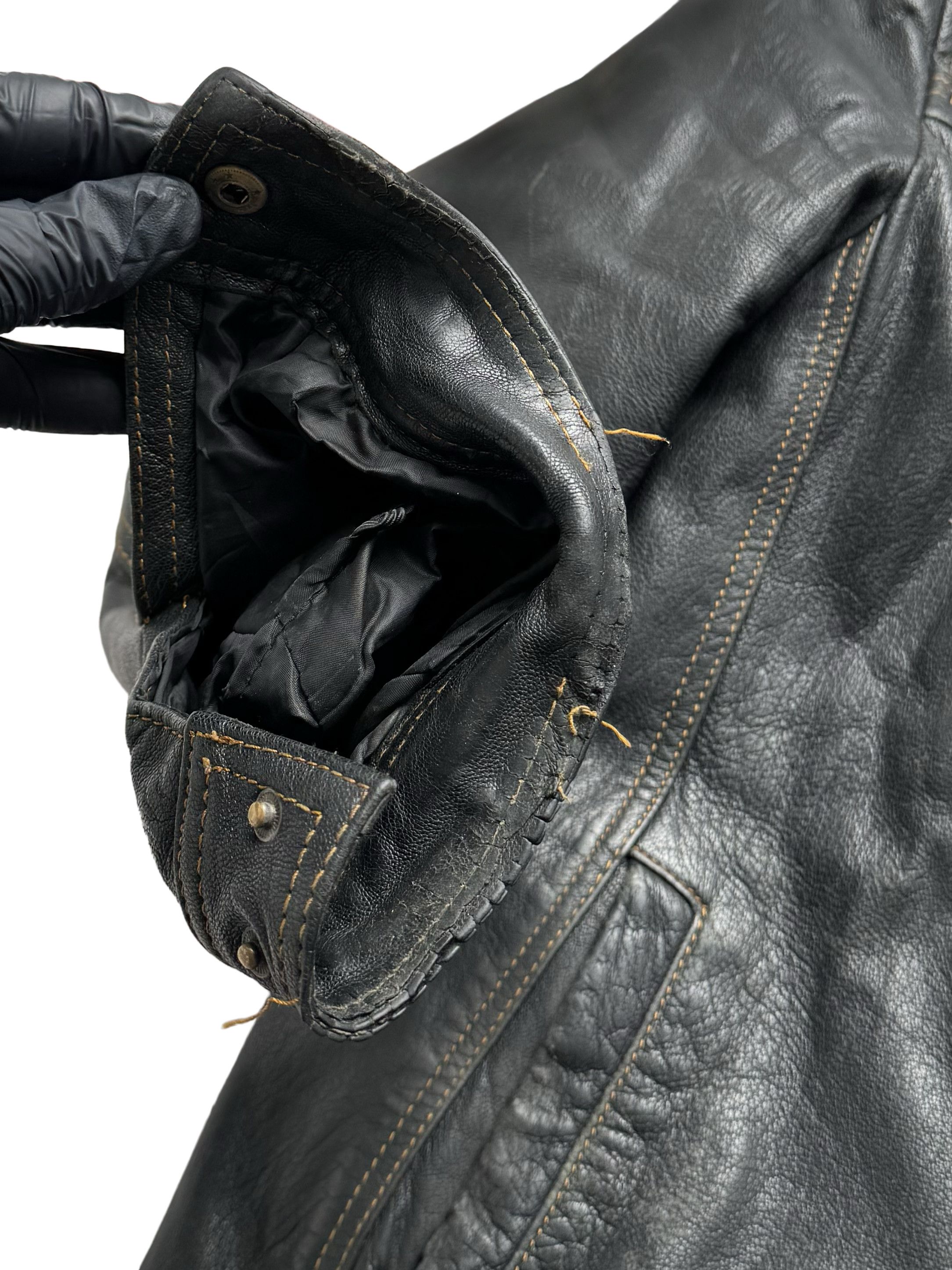 Genuine Leather Leather Jacket From The 90's (V131) Size US XL / EU 56 / 4 - 6 Thumbnail