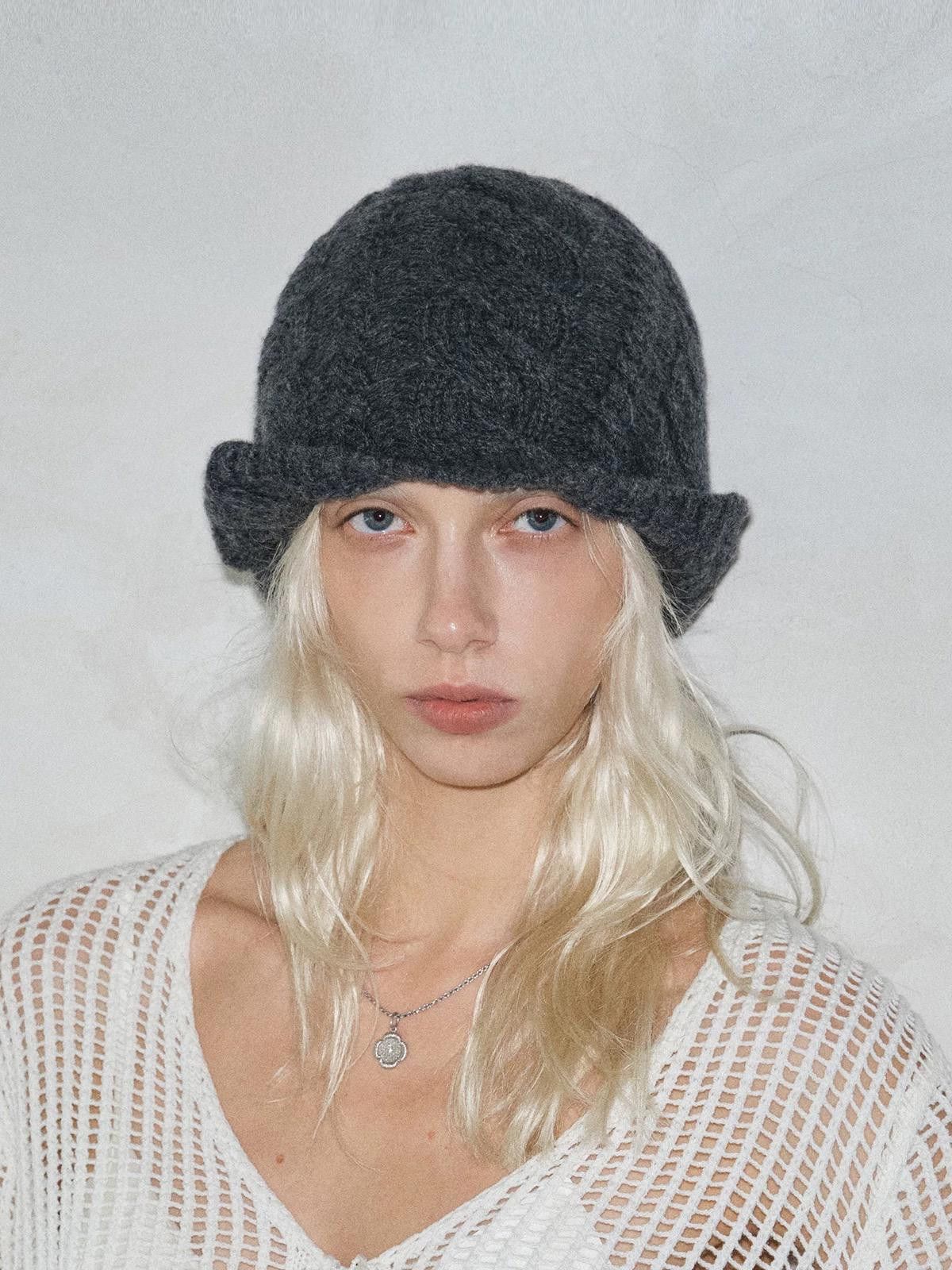 Japanese Brand Minimalist Retro Wool Unisex No Cuff Knit Beanie Hat Grey Size ONE SIZE - 3 Thumbnail