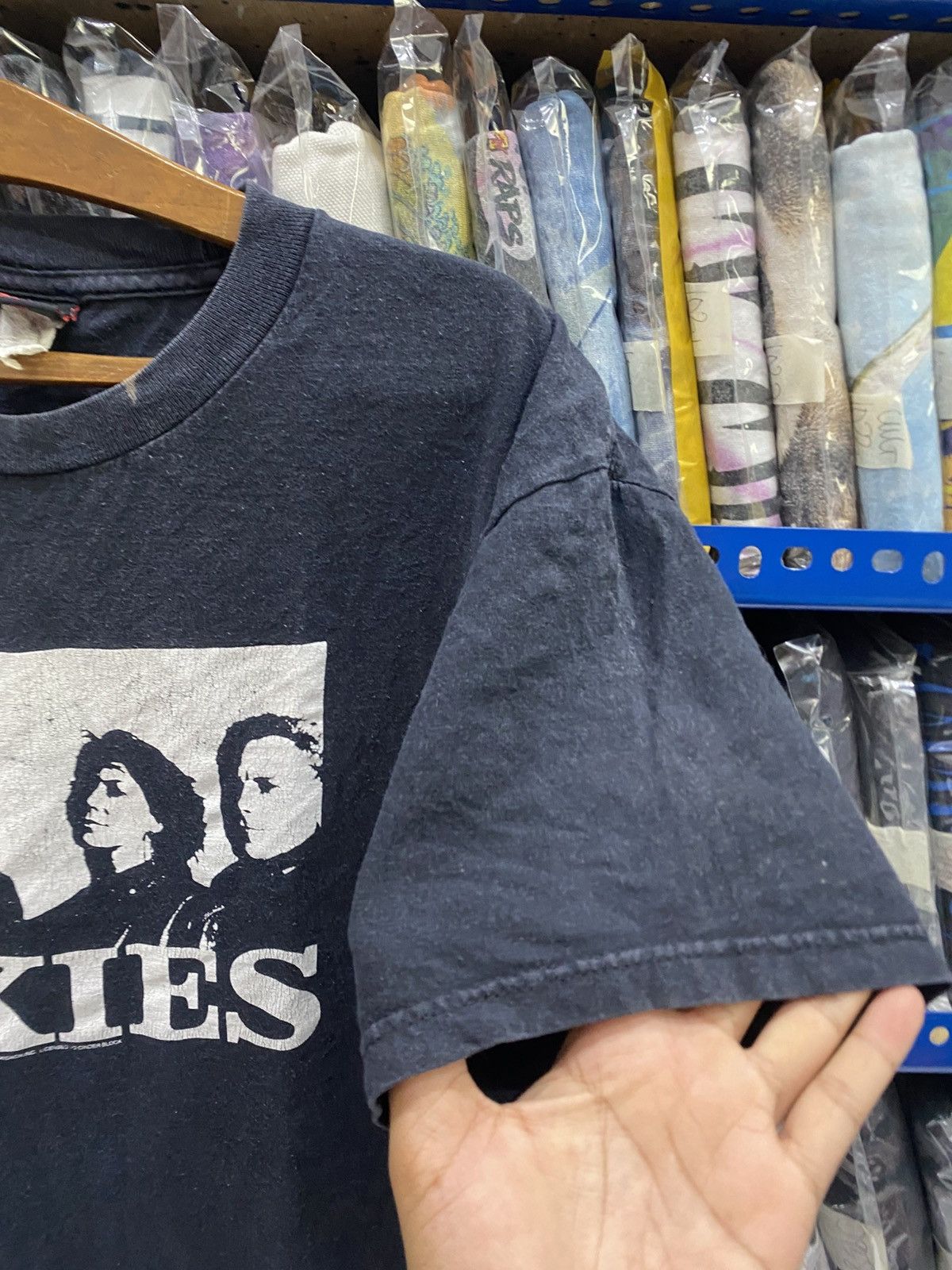 Band Tees VINTAGE PIXIES Y2K BAND TEES Size US M / EU 48-50 / 2 - 7 Thumbnail
