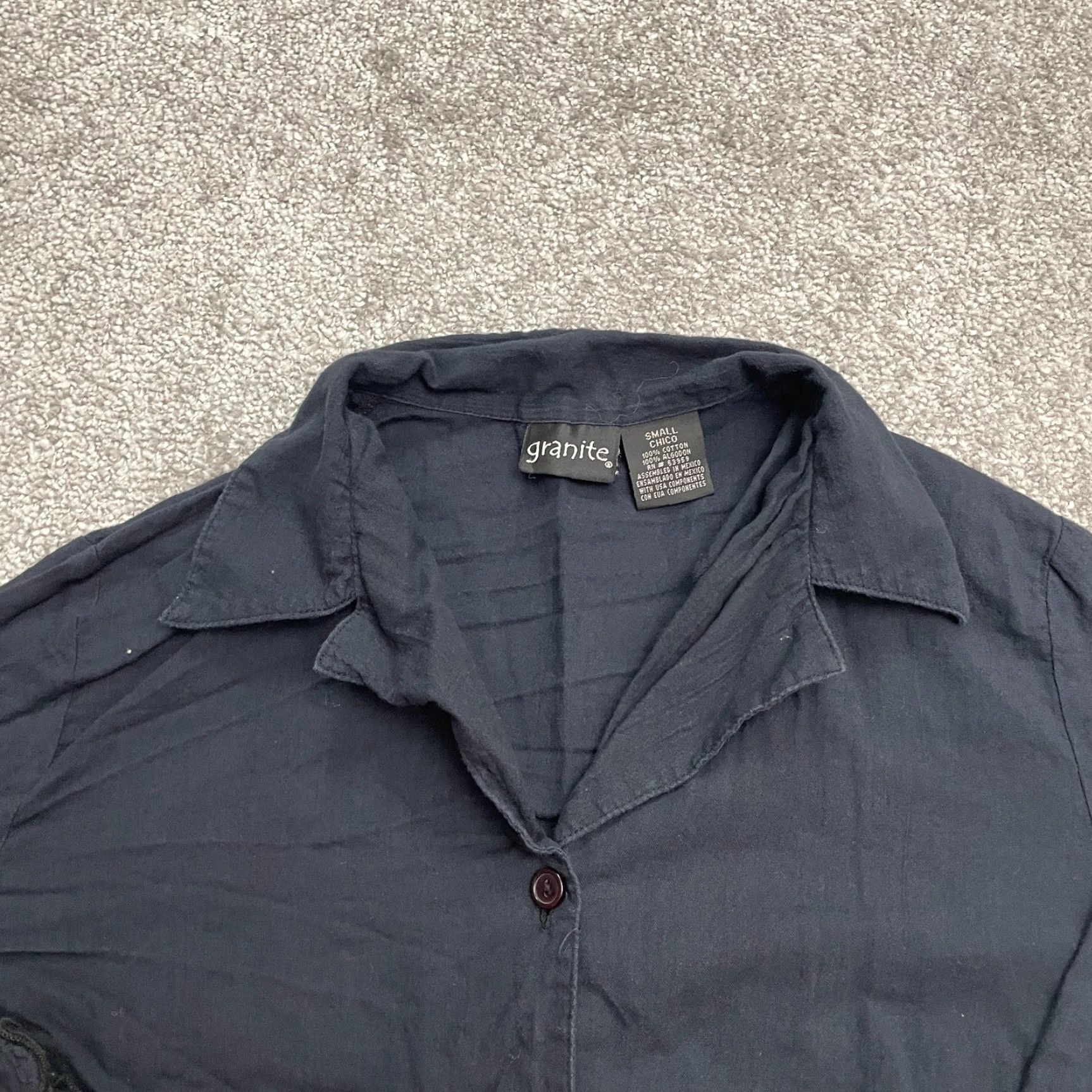 Vintage Granite Button-Down Blouse Womens S Navy Blue Long Sleeve Collared 100% Cotton Ruffle Top Size S / US 4 / IT 40 - 3 Thumbnail