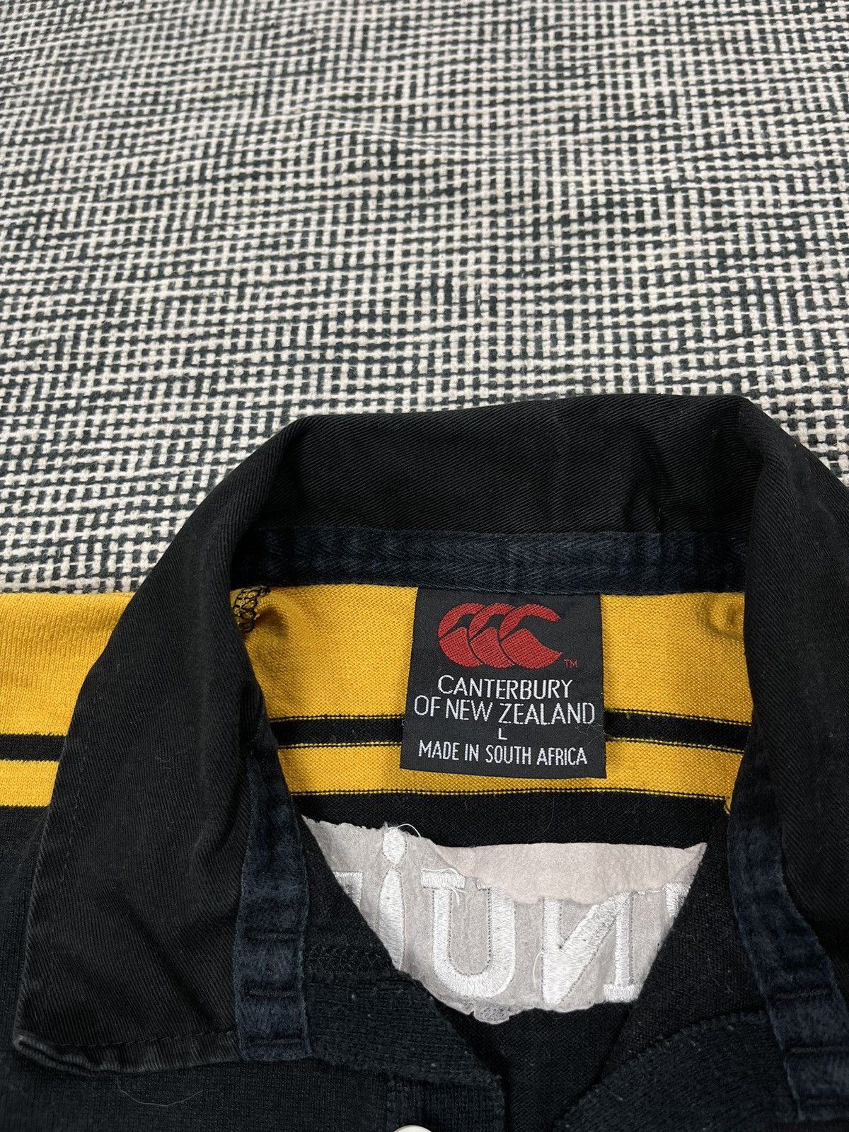 Canterbury of New Zealand vintage 2001 London Wasps rugby jersey Canterbury Gallagher Size US L / EU 52-54 / 3 - 3 Thumbnail