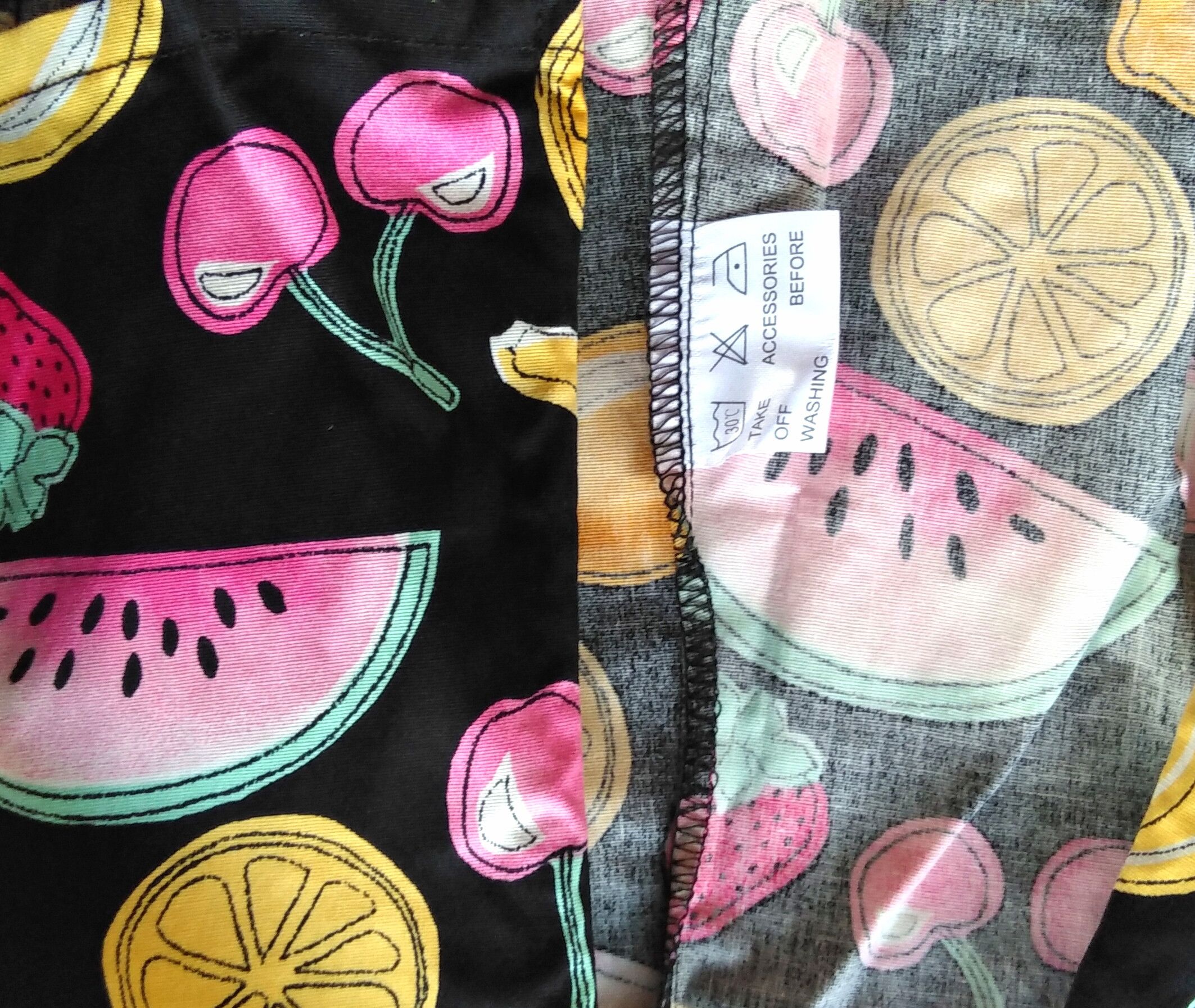 Other Women tops fruits print off shoulder slim fit blouse Size L / US 10 / IT 46 - 5 Thumbnail