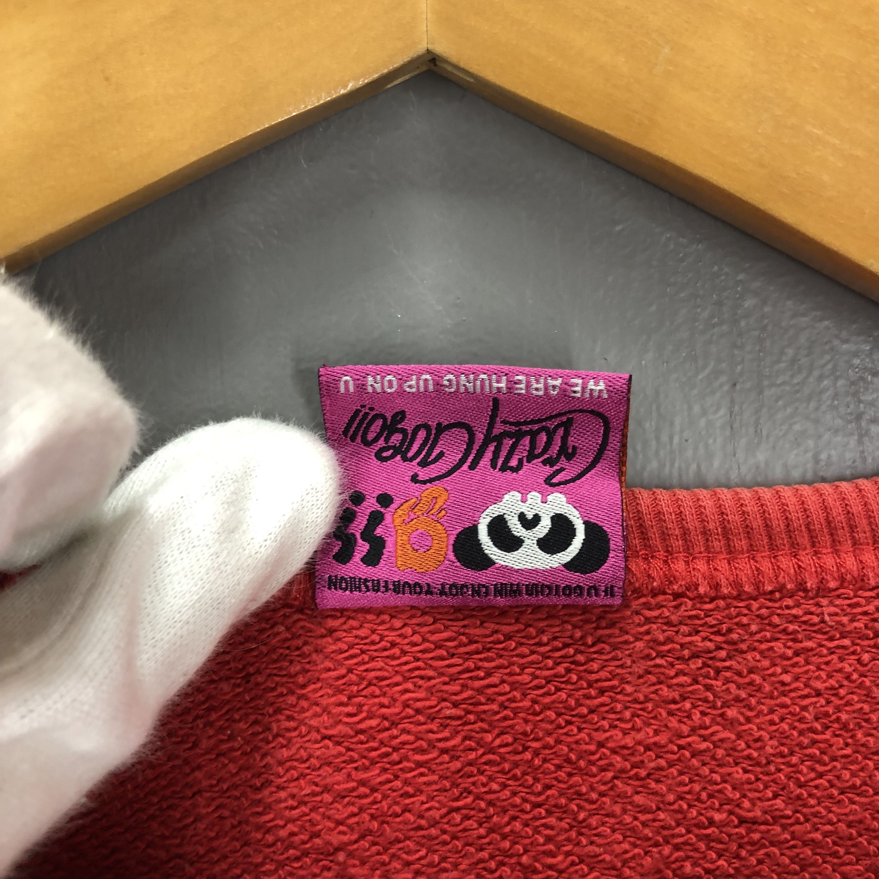 Japanese Brand THE YUONG by CRAZY GO GO Crew Neck Sweatshirt #1683/05 Size US M / EU 48-50 / 2 - 8 Thumbnail