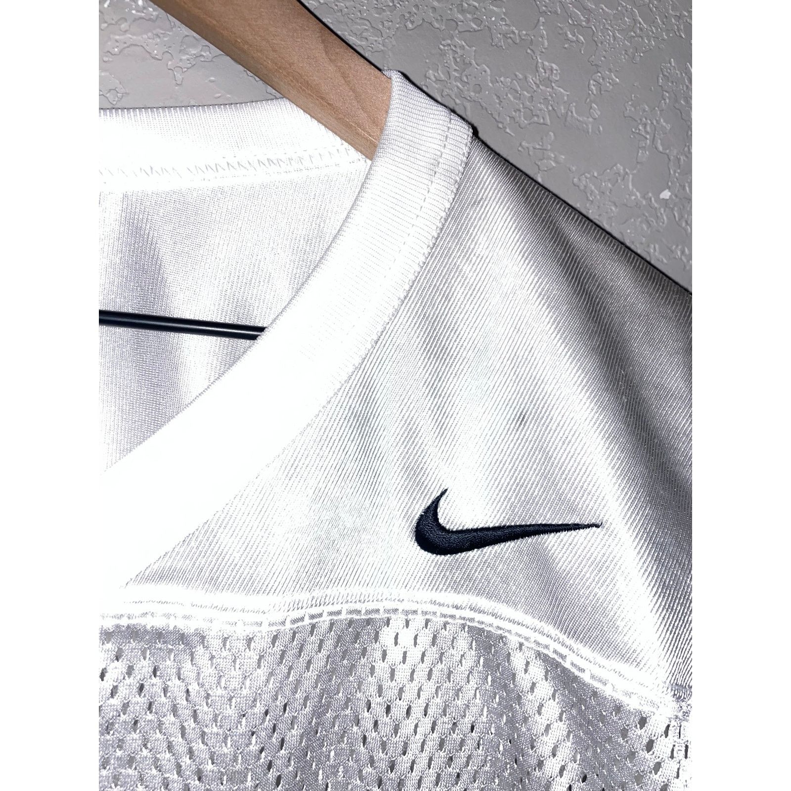Nike Y2K Youth Nike White Jersey Active Top Practice Kid's XL Size US XL / EU 56 / 4 - 3 Thumbnail