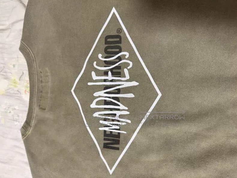 Neighborhood Neighborhood Washed Distressed Crewneck T-Shirt Size US XXL / EU 58 / 5 - 8 Thumbnail