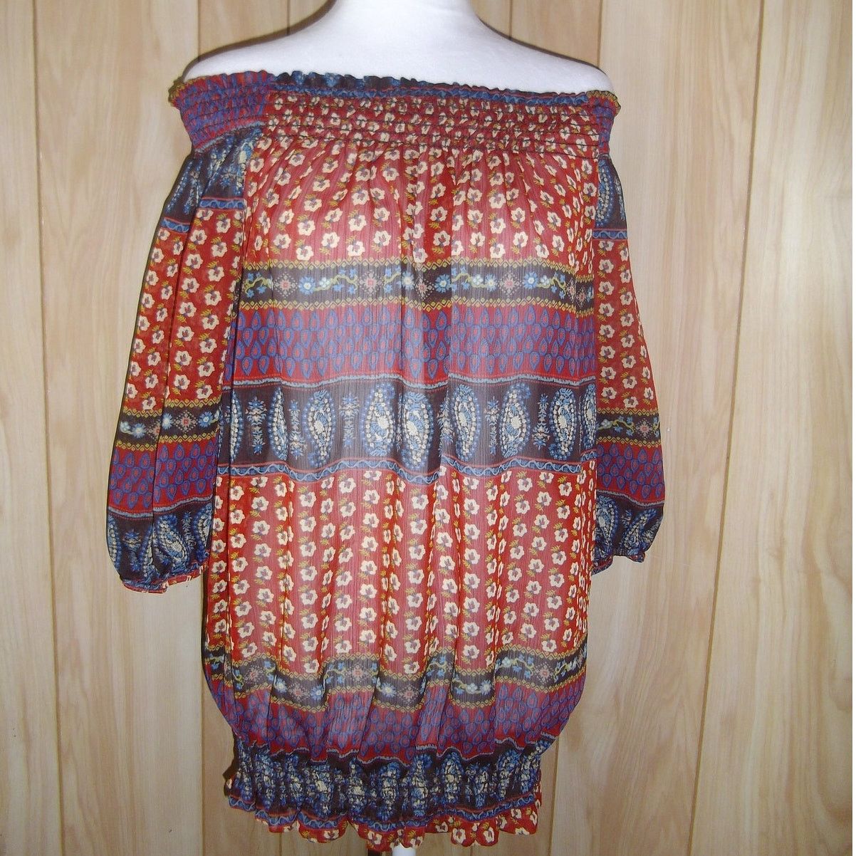 Other B.tru Red & Blue Ruffled Off the Shoulder 3/4 Sleeve Top L Size L / US 10 / IT 46 - 1 Thumbnail