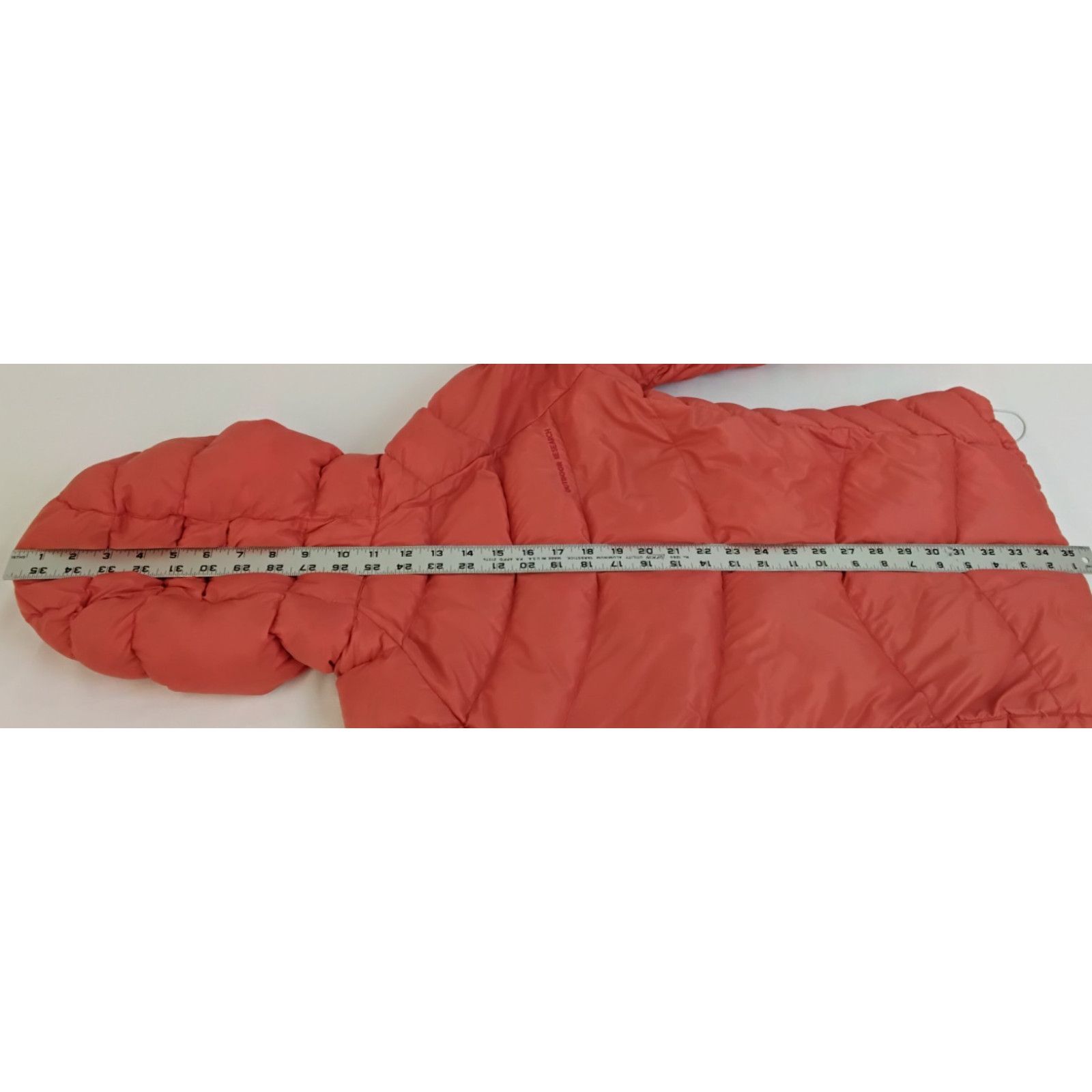 Outdoor Research Outdoor Research Down Jacket Women's Small Red Hooded Size S / US 4 / IT 40 - 19 Thumbnail