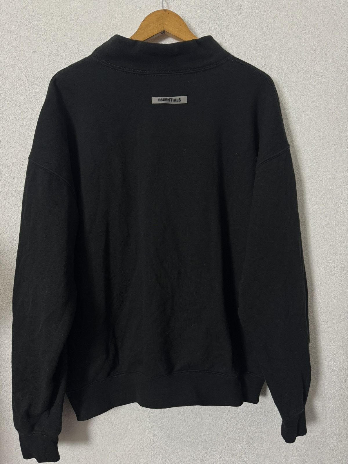 Essentials Essential Fear of God Black Mock Neck Sweatshirt Size US S / EU 44-46 / 1 - 4 Thumbnail