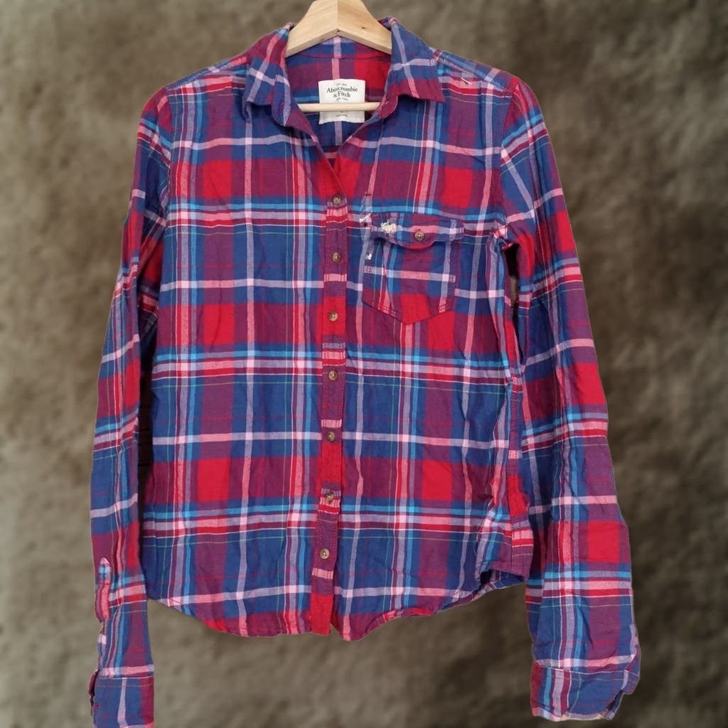 Abercrombie & Fitch Abercrombie & Fitch Button-Up Womens M Red Plaid Long Sleeve Flannel Shirt Size M / US 6-8 / IT 42-44 - 1 Thumbnail