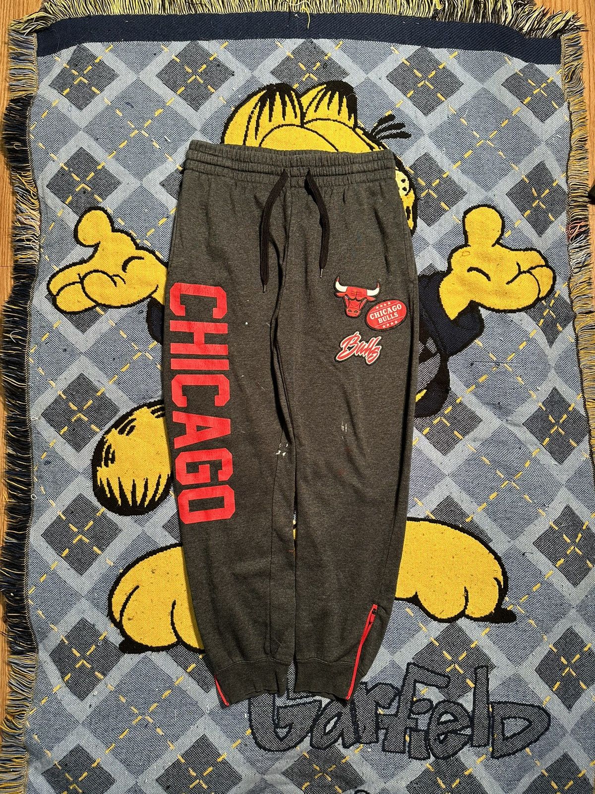 NBA Vintage Chicago Bulls Sweatpants Size US 30 / EU 46 - 1 Thumbnail