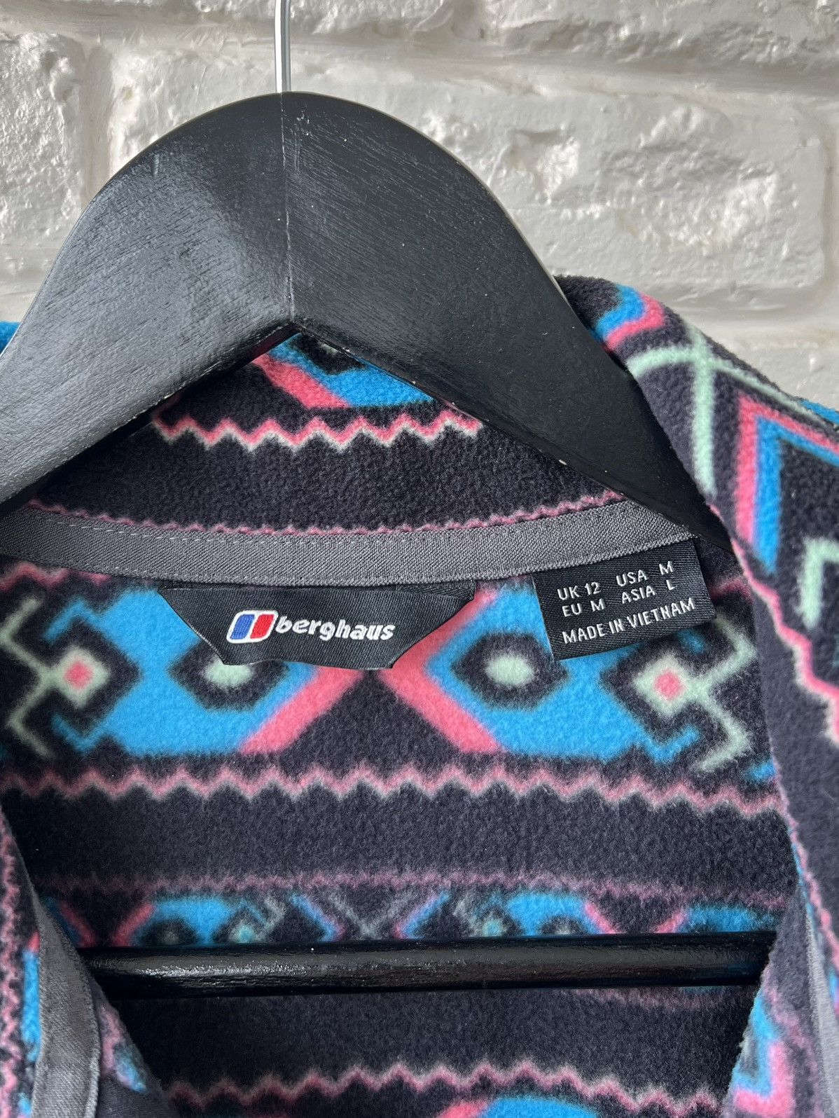 Berghaus Berghaus Zip Fleece Aztec Print Sweater Size M / US 6-8 / IT 42-44 - 4 Thumbnail
