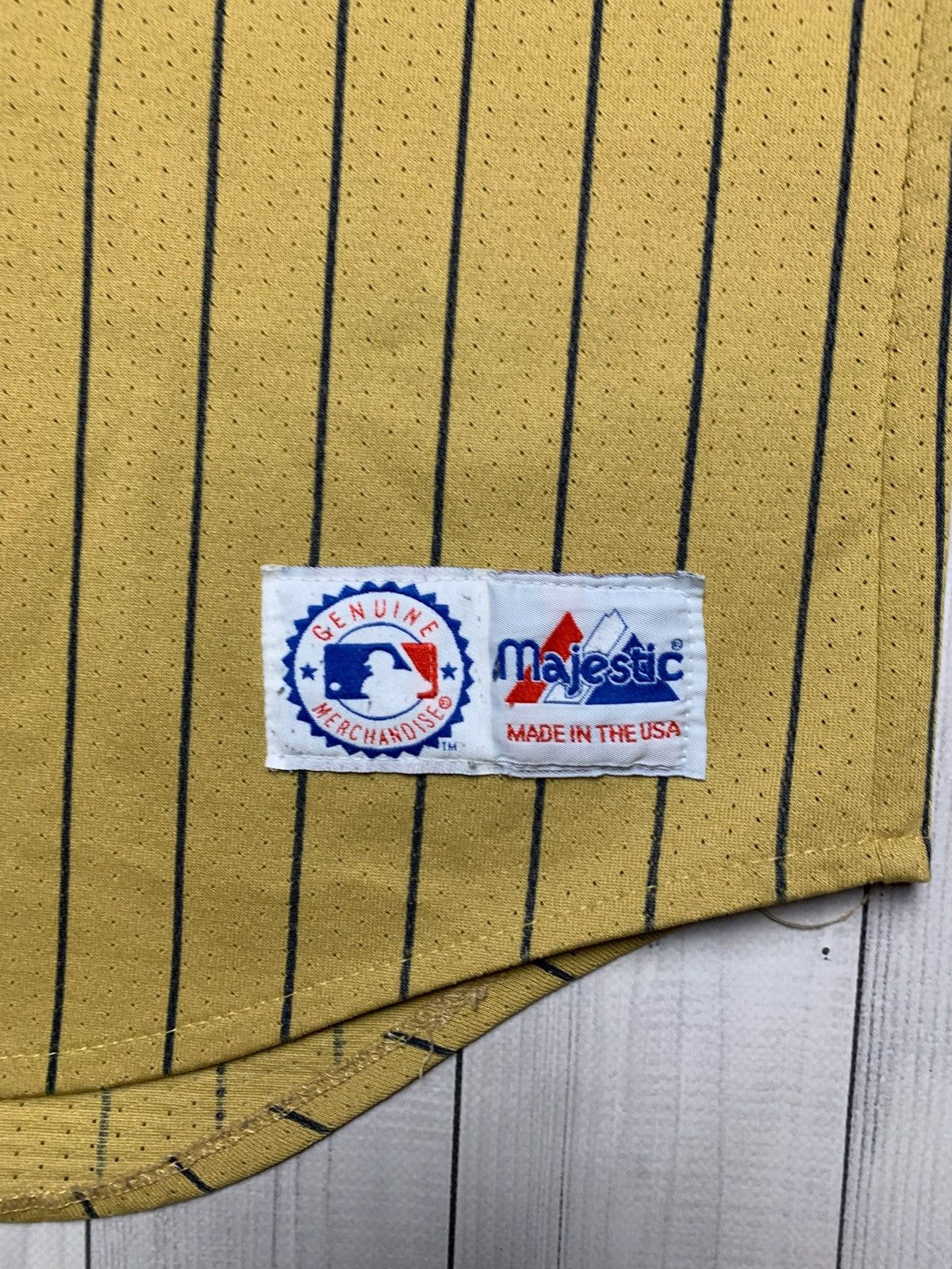 MLB × Vintage Vintage Houston Astros jersey Gold very rare USA size XL Size US XL / EU 56 / 4 - 5 Thumbnail