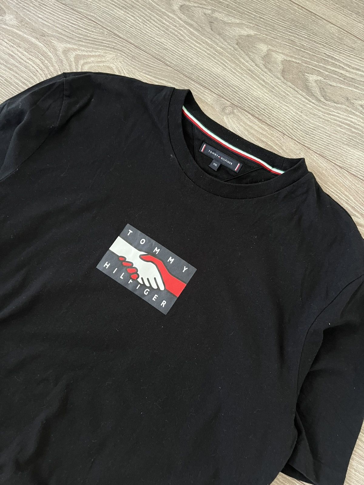 Tommy Hilfiger ‼️TOMMY HILFIGER CAPSULE COLLECTION “One Planet” Big Logo Tee Size US XXL / EU 58 / 5 - 17 Thumbnail