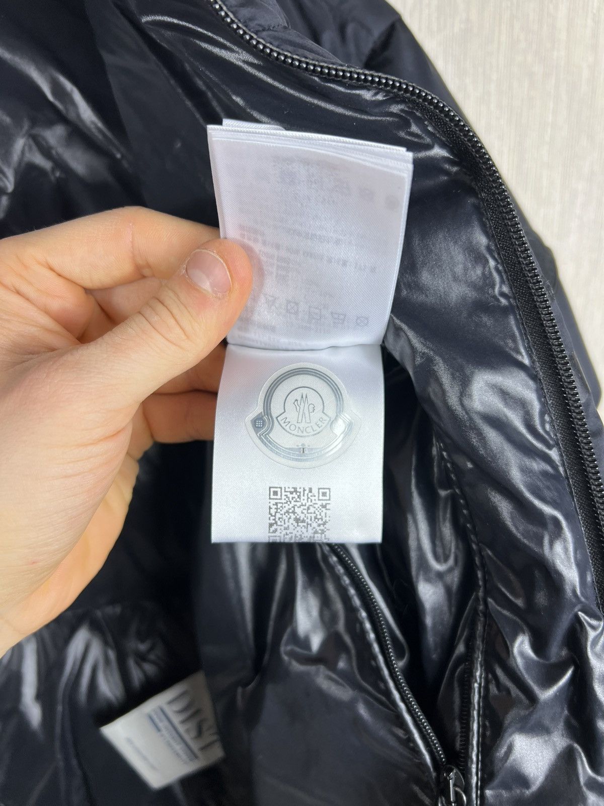 Moncler Moncler Dieng Giubbotto goose down big zip logo jacket badge Size US M / EU 48-50 / 2 - 20 Thumbnail