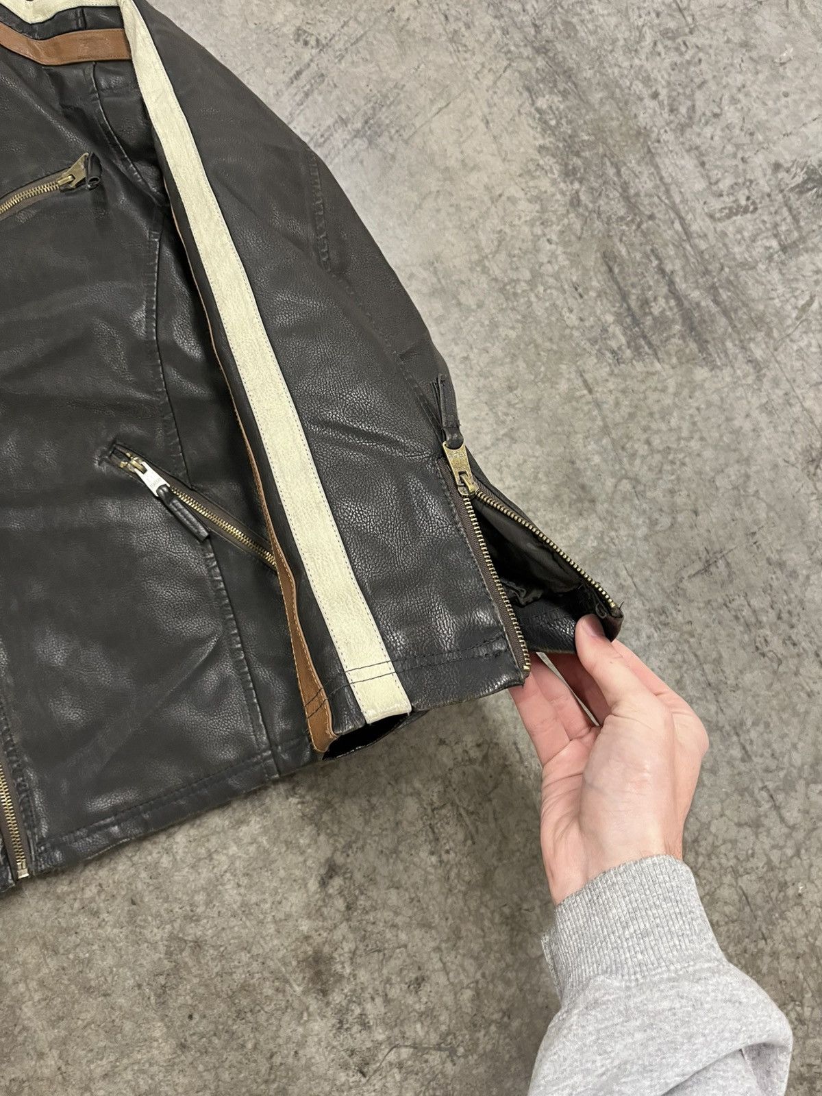 Vintage Leather moto jacket vintage streetwear hype rare biker Size US XL / EU 56 / 4 - 8 Thumbnail
