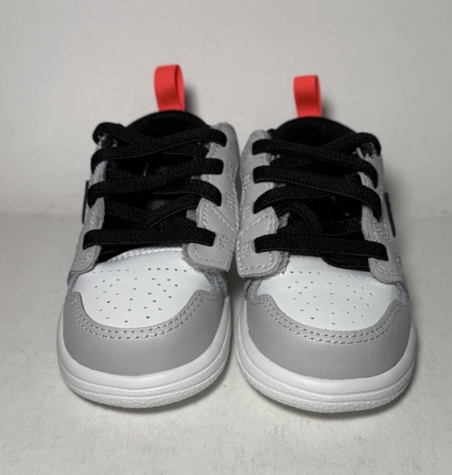 Jordan Brand Air Jordan 1 Low Alt (TD) Sneaker Black/Black-Summit White Size US 5 / EU 37 - 2 Thumbnail