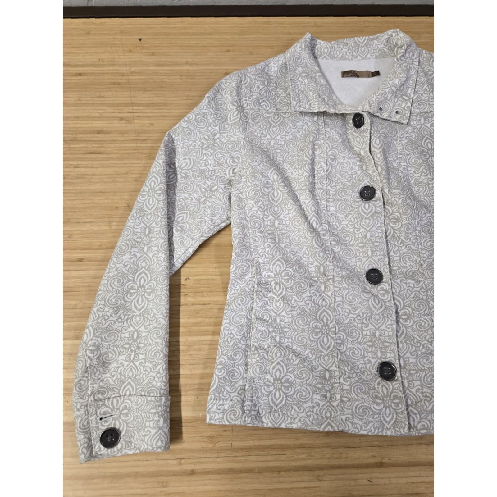 Prana Prana Jacket Womens Large White Floral Pattern Button Up Stretch Casual Size L / US 10 / IT 46 - 3 Thumbnail