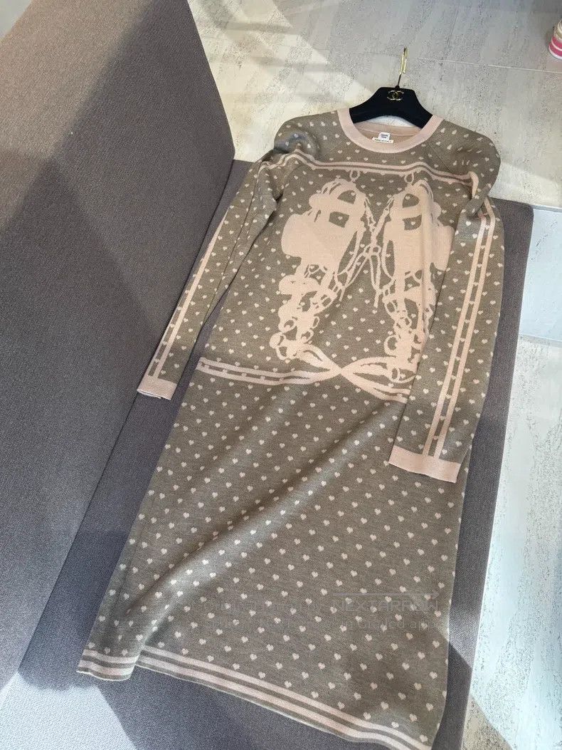 Hermes Hermes Gorgeous Bridle Milk Tea Color Full-hearted Knitted Size XXS / US 00 / IT 34 - 1 Thumbnail