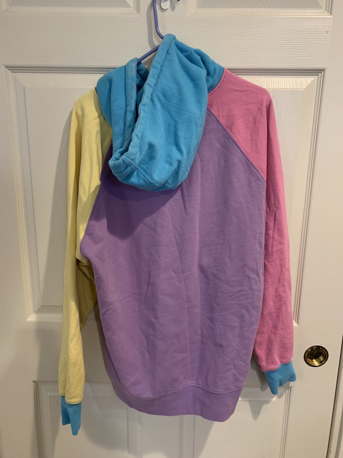 Nickelodeon × Teddy Fresh Teddy Fresh x SpongeBob Color Block Hoodie Size US XL / EU 56 / 4 - 2 Thumbnail