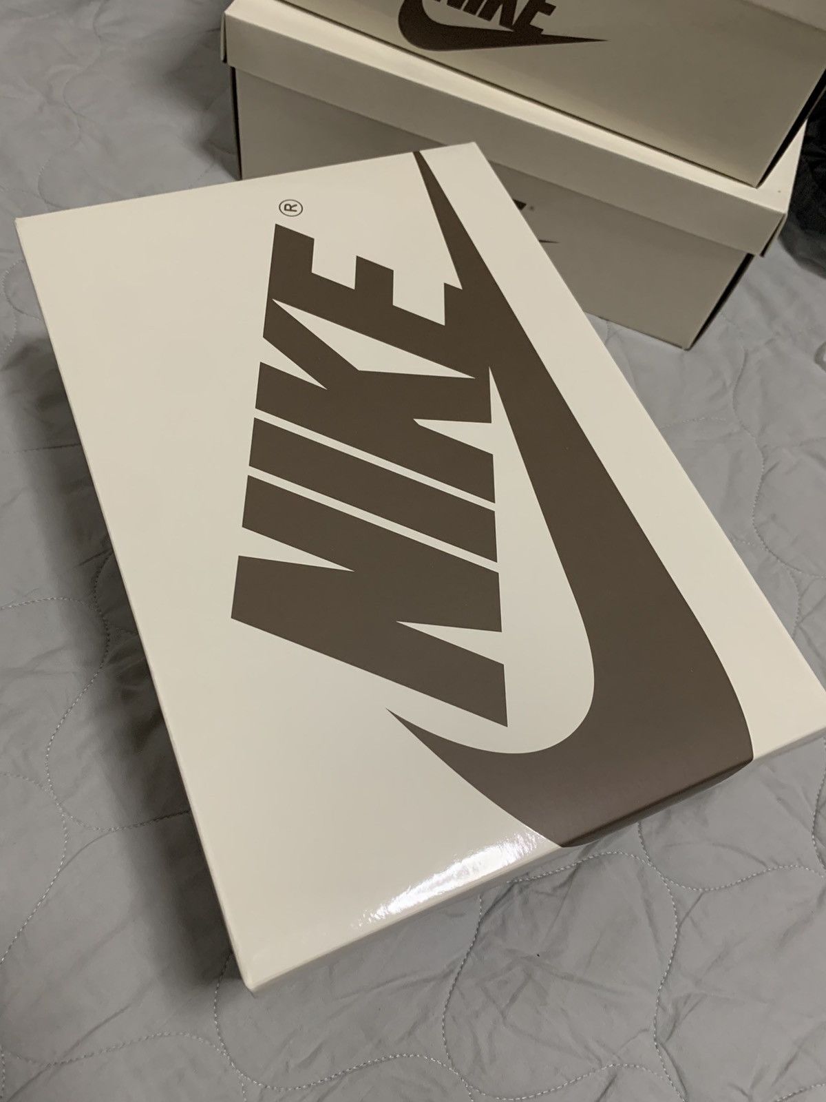 Jordan Brand Jordan 1 Travis Scott Vetvet Brown Retro Low TS Size US 9.5 / EU 42-43 - 13 Thumbnail