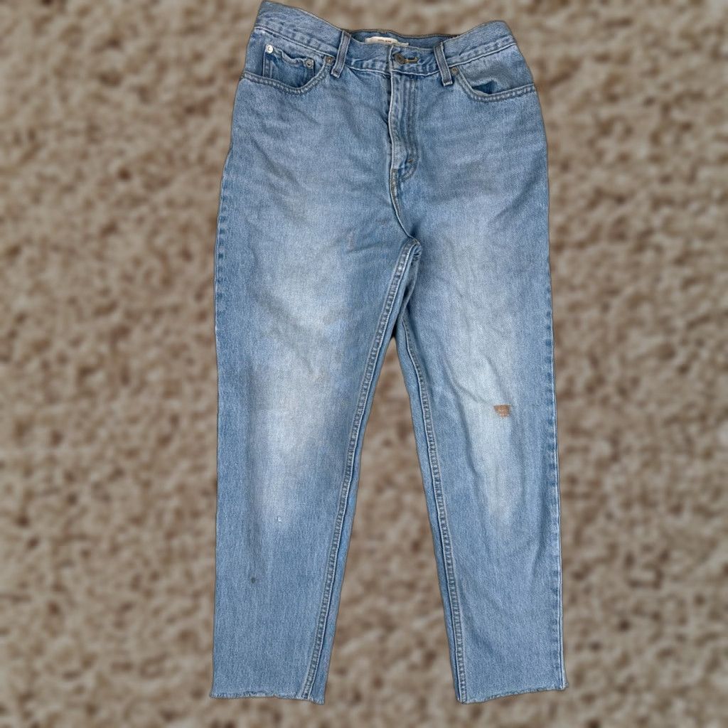 Levi's Levi's Jeans Women 29x26 5-Pocket Denim Light Wash Blue Premium Mom Style 80s Distressed Stretch Vintage No Size 29" - 1 Thumbnail
