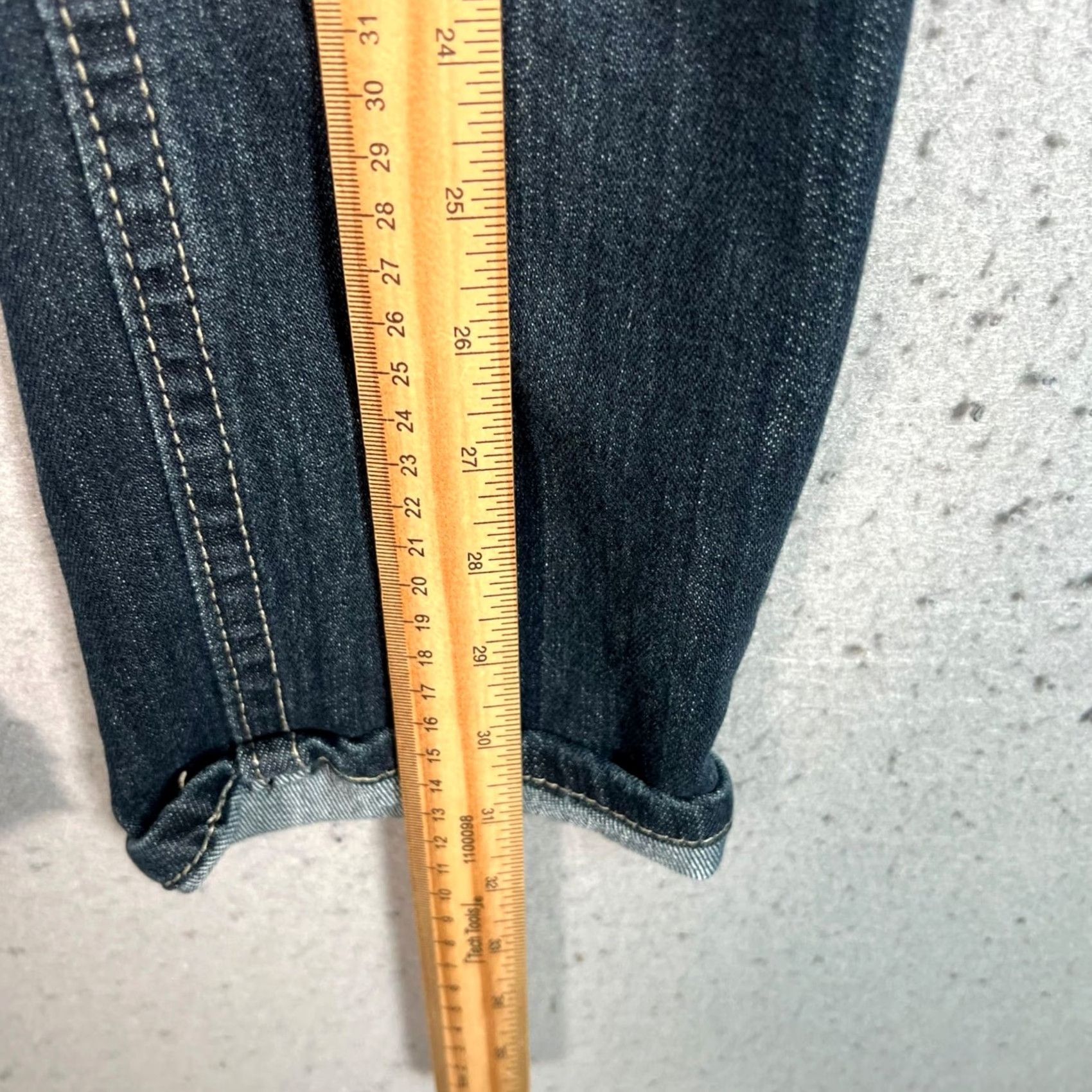 Vintage Wallflower Distressed Denim Skinny Jeans Size 5 Dark Wash Cotton Blend Women's Jeans Skinny Distressed Wallflower Jeans 5 Dark Wash Women Size 27" / US 4 / IT 40 - 6 Thumbnail