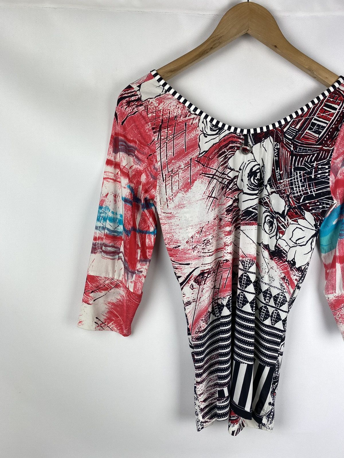 Other Save The Queen ladies overprinted tunic blouse Size XL / US 12-14 / IT 48-50 - 13 Thumbnail