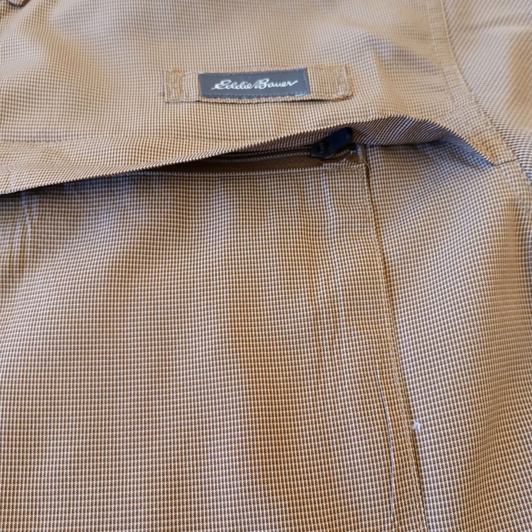 Eddie Bauer Eddie Bauer Sport Shop Shirt Mens Medium Beige Micro Check Long Sleeve Button-Up Breathable Pockets Roll Tab Collar Down Vintage No Size US M / EU 48-50 / 2 - 4 Thumbnail